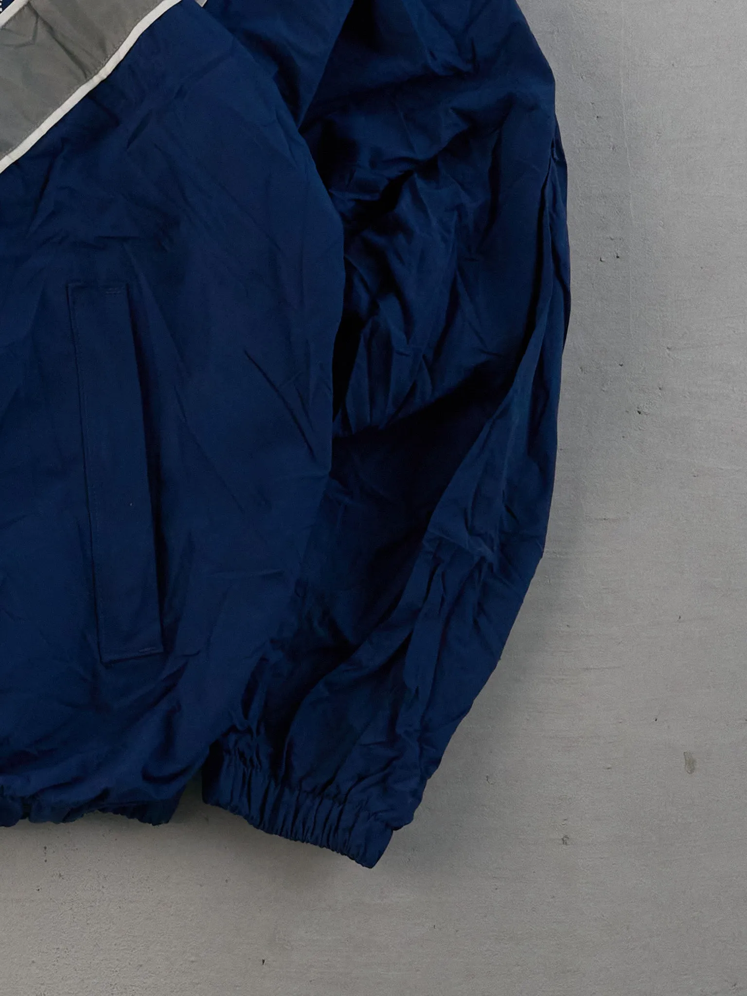 Vintage Navy Blue US Air Force Windbreaker (L) sold by Rebalance Vintage product image thumbnail 3