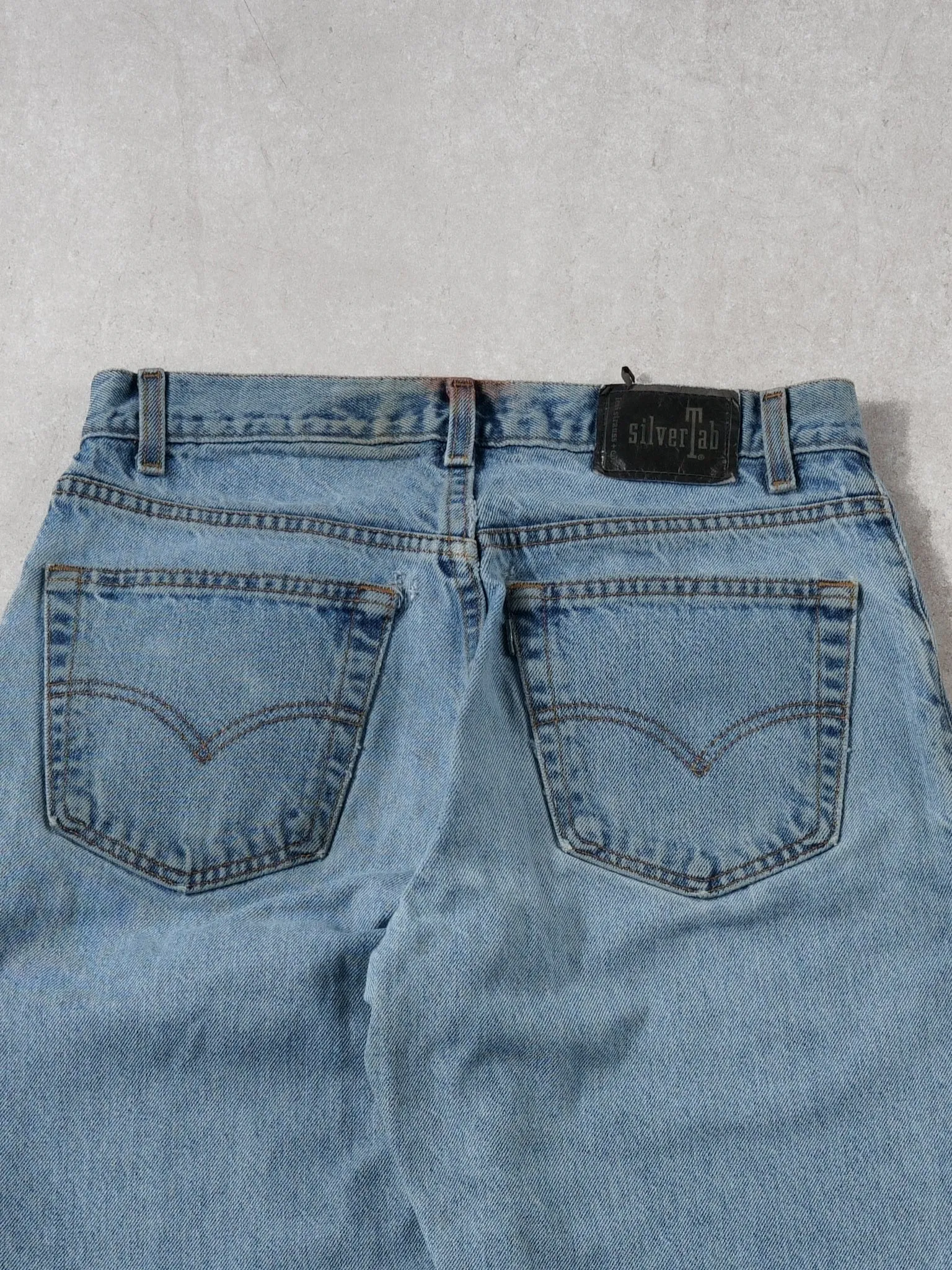 Vintage 90s Light Blue Silver Tab Levi's Denim Jeans (30x31) sold by Rebalance Vintage product image thumbnail 4