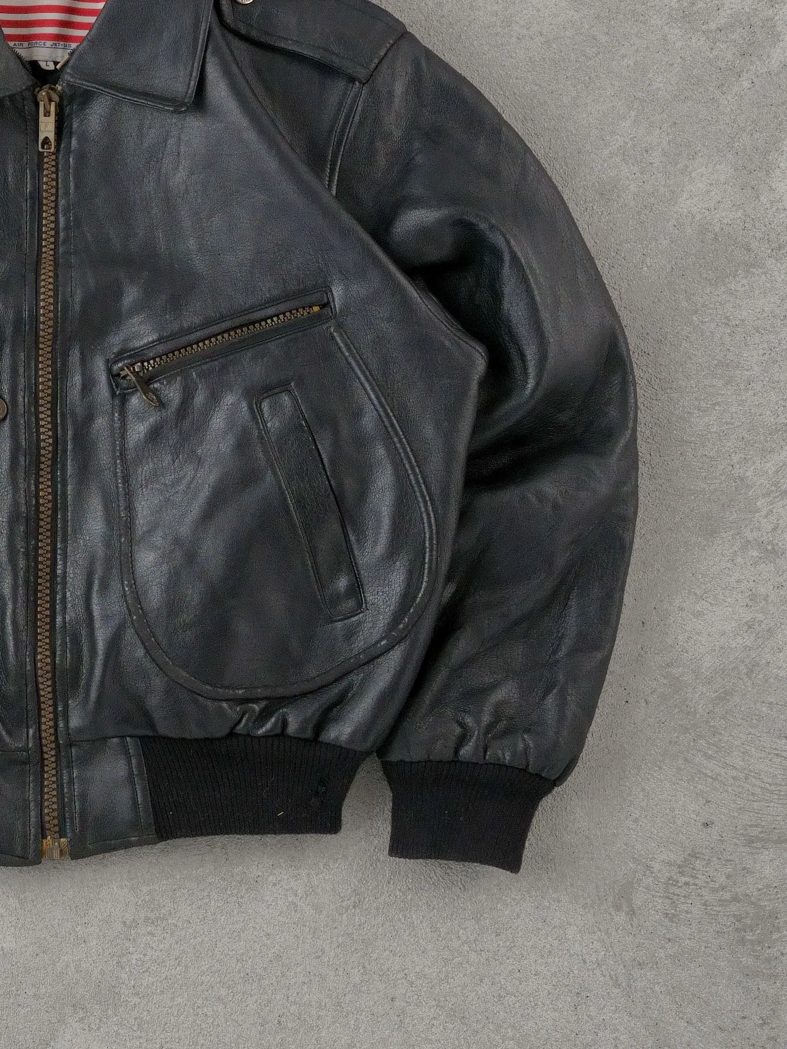Vintage 90s Black The America Buckle Co Chicago Leather Jacket (L) sold by Rebalance Vintage product image thumbnail 5