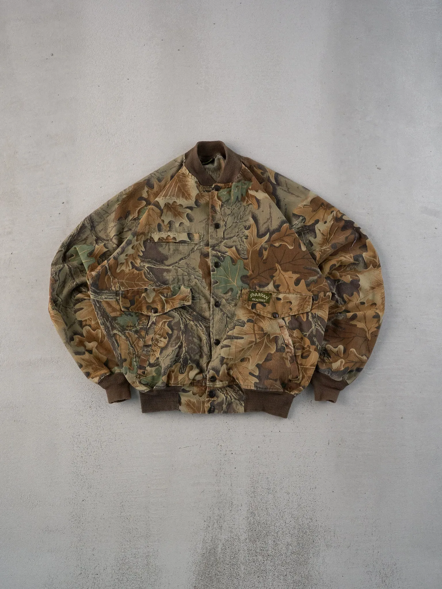 Vintage Y2K Green Spartan Realtree Camo Bomber Jacket (L) sold by Rebalance Vintage
