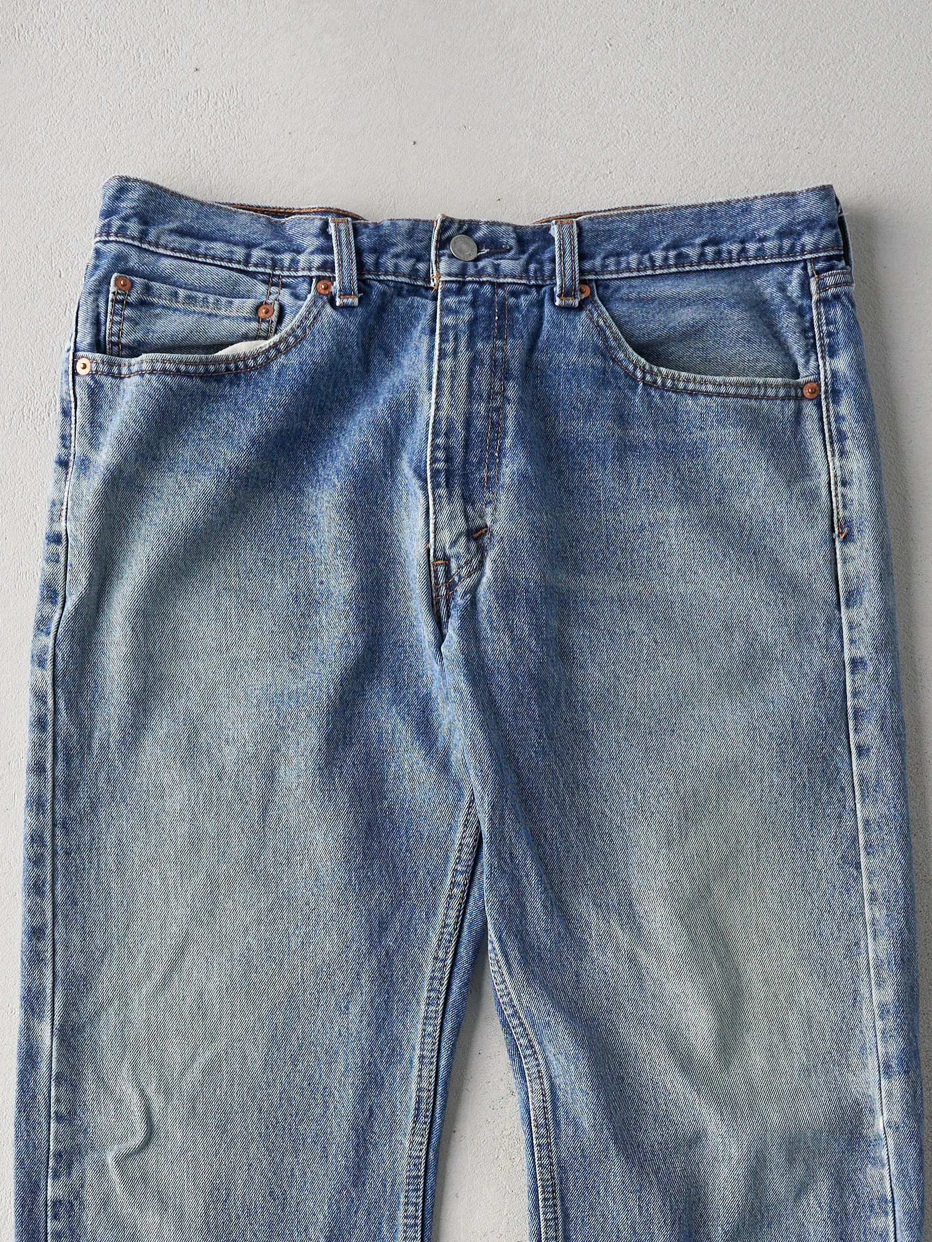 Vintage Y2k Light Wash Levis 505 Denim Jeans (36x30.5) sold by Rebalance Vintage product image thumbnail 3