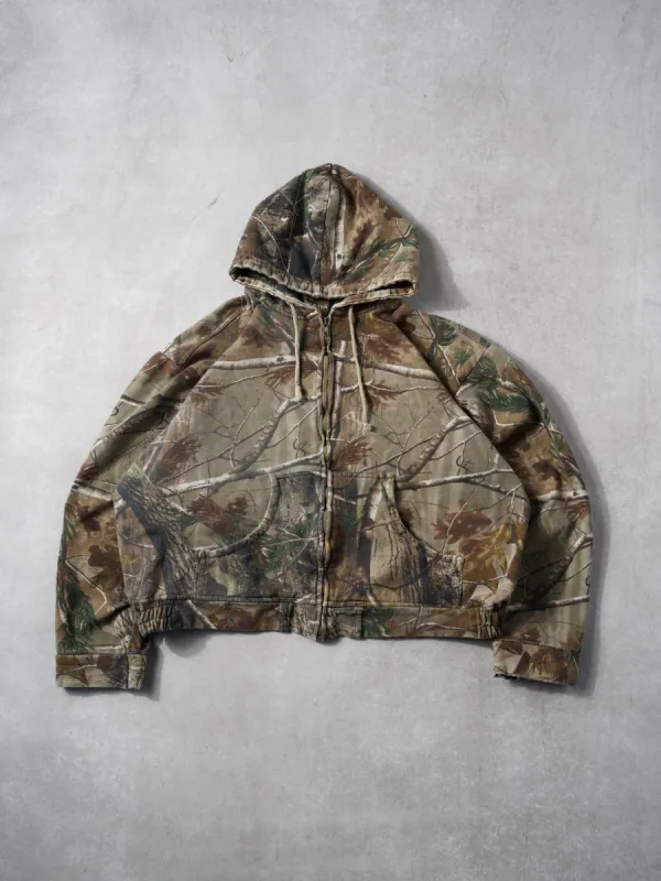 Vintage RealTree Camo Cropped Hooded Zip Up (M) sold by Rebalance Vintage