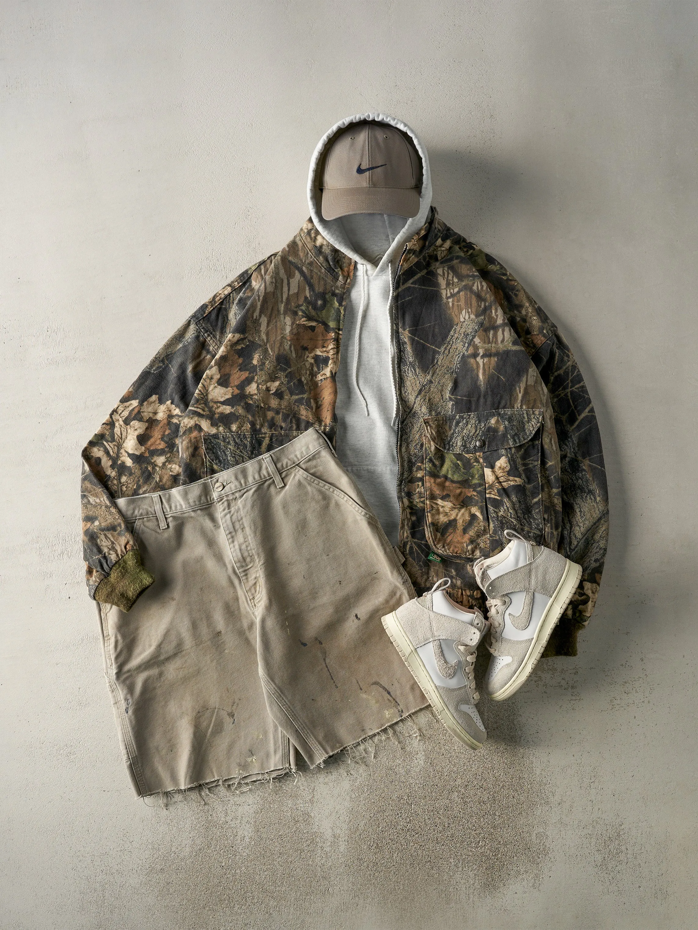 Vintage Y2K Mossy Oak Camo Zip Up Lightweight Jacket (XXL) sold by Rebalance Vintage product image thumbnail 2