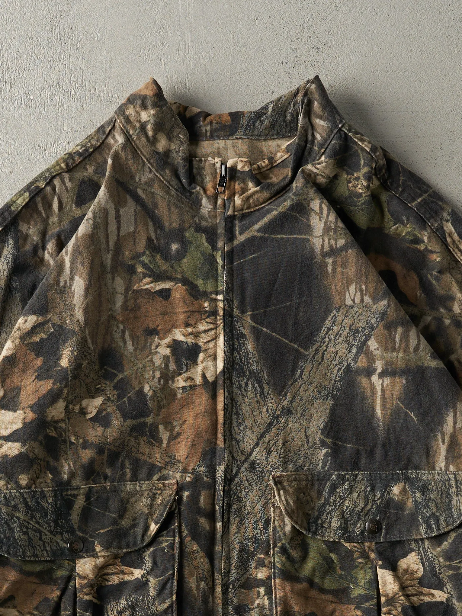 Vintage Y2K Mossy Oak Camo Zip Up Lightweight Jacket (XXL) sold by Rebalance Vintage product image thumbnail 4