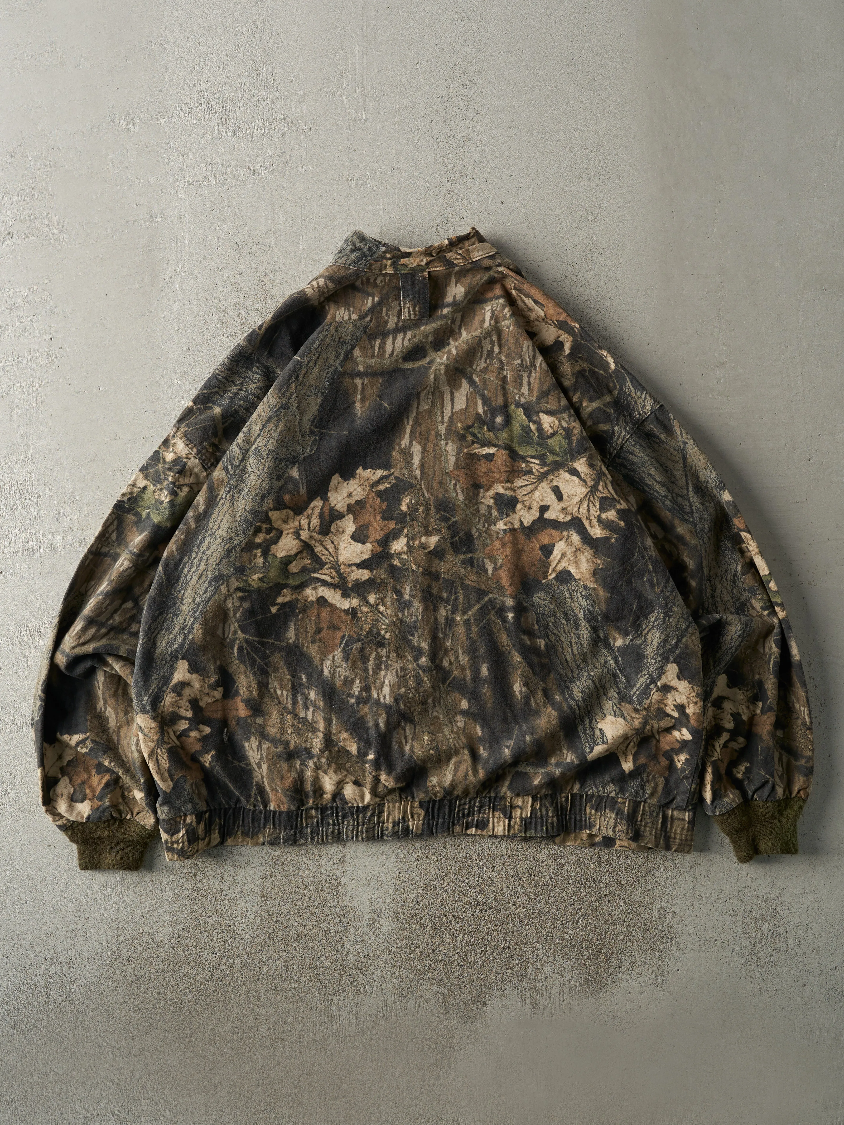 Vintage Y2K Mossy Oak Camo Zip Up Lightweight Jacket (XXL) sold by Rebalance Vintage product image thumbnail 3