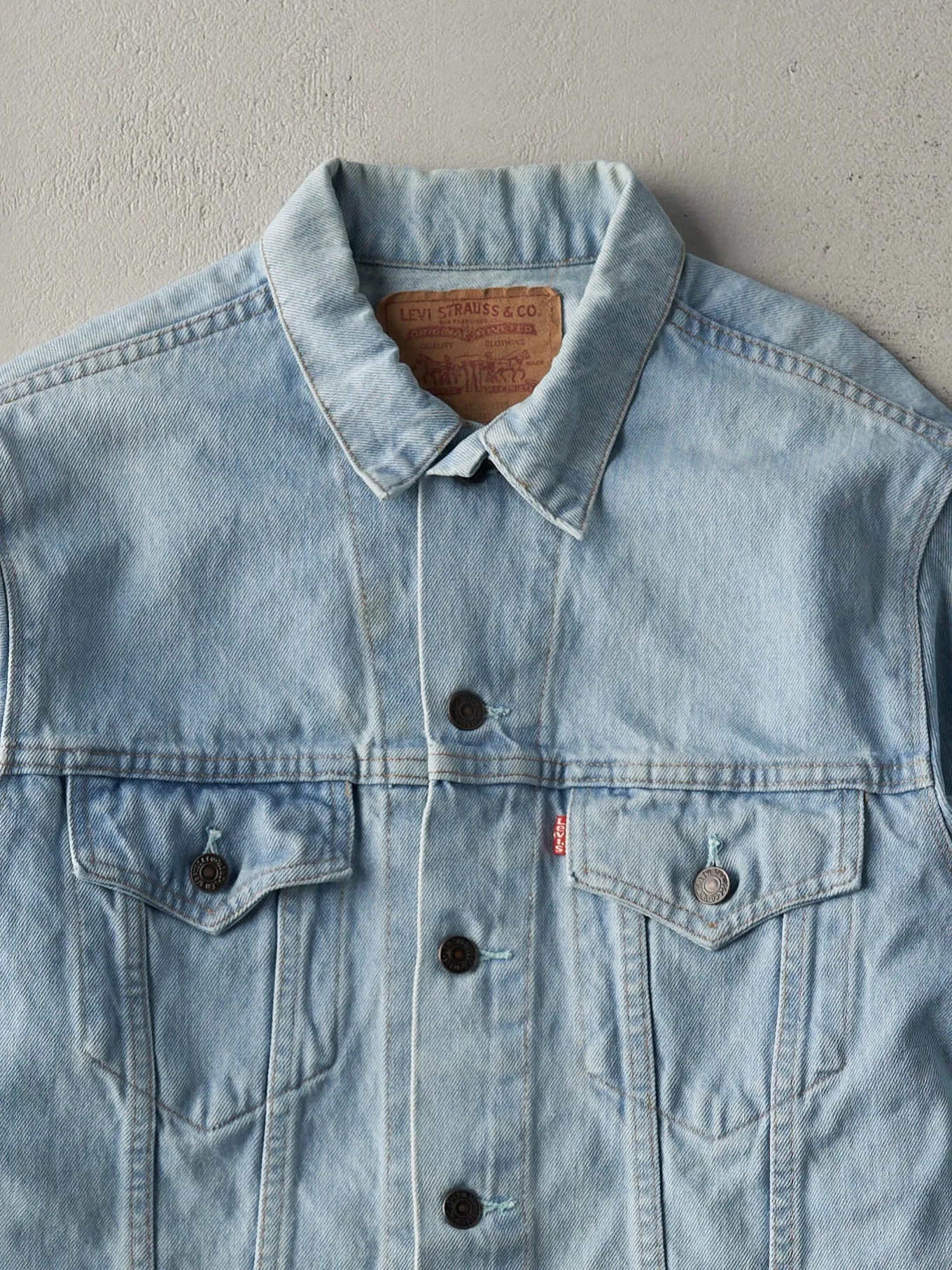 Vintage 90s Light Wash Type 3 Levi's Denim Jacket (S) sold by Rebalance Vintage product image thumbnail 2