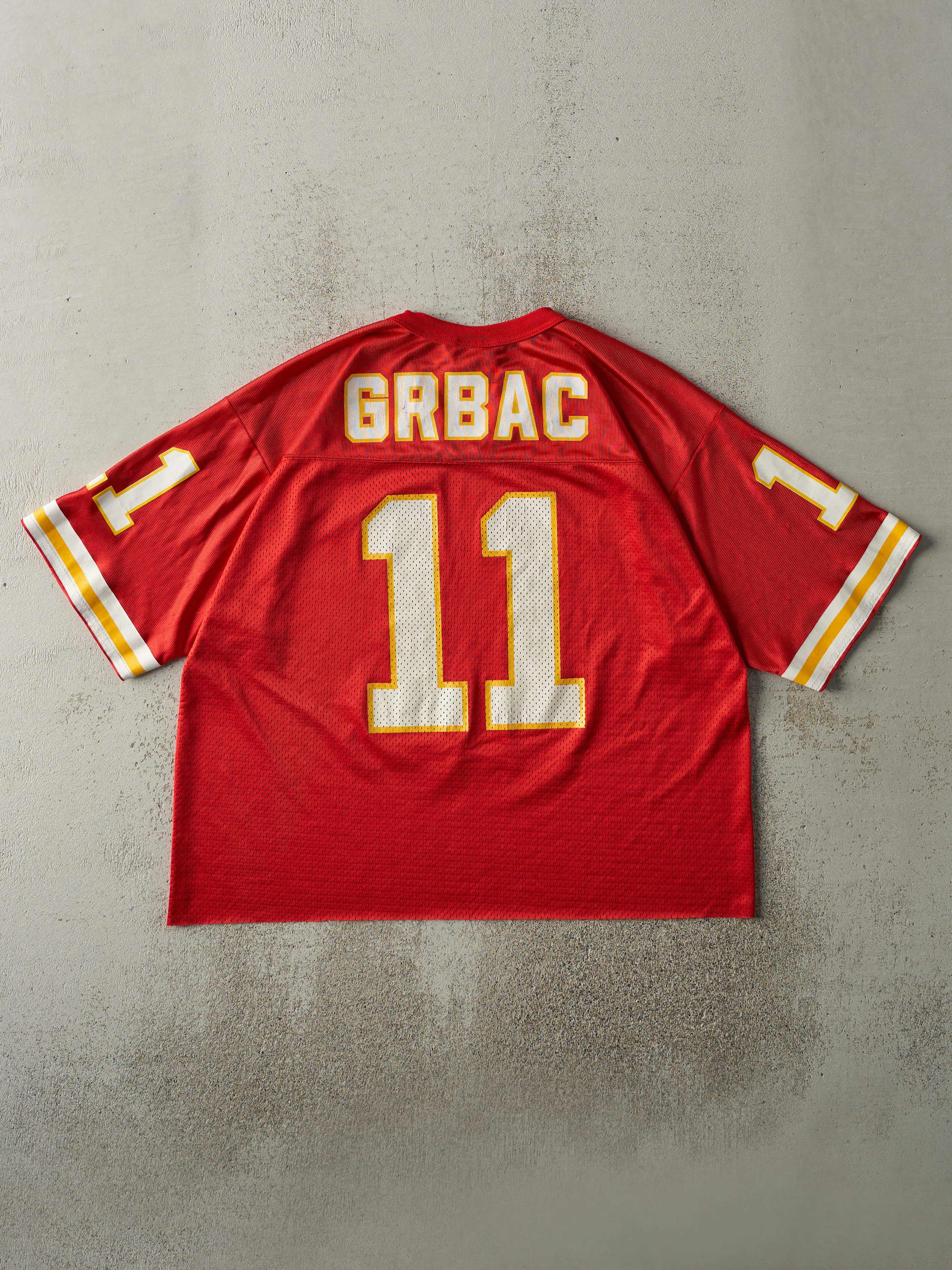 Vintage 90s Red Kansas City Chiefs #11 Elvis Grbac Cropped Football Jersey (L) sold by Rebalance Vintage product image thumbnail 3