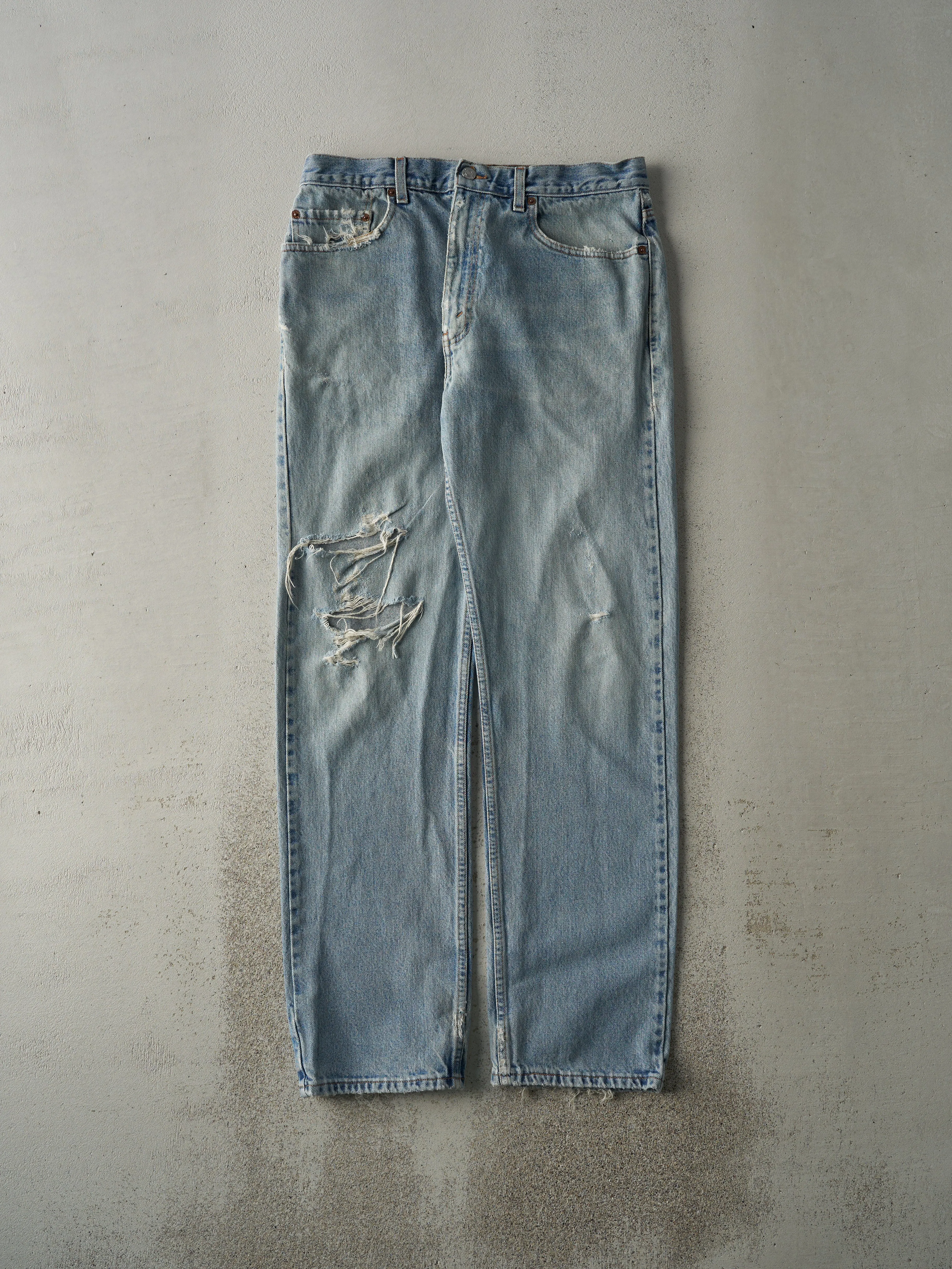 Vintage 90s Light Wash Levi's 505 Jeans (32x32.5) sold by Rebalance Vintage