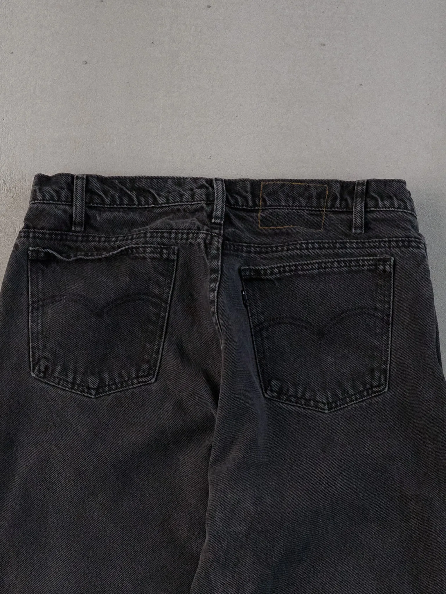 Vintage 90s Black Levi's Denim Jeans (31x26) sold by Rebalance Vintage product image thumbnail 4