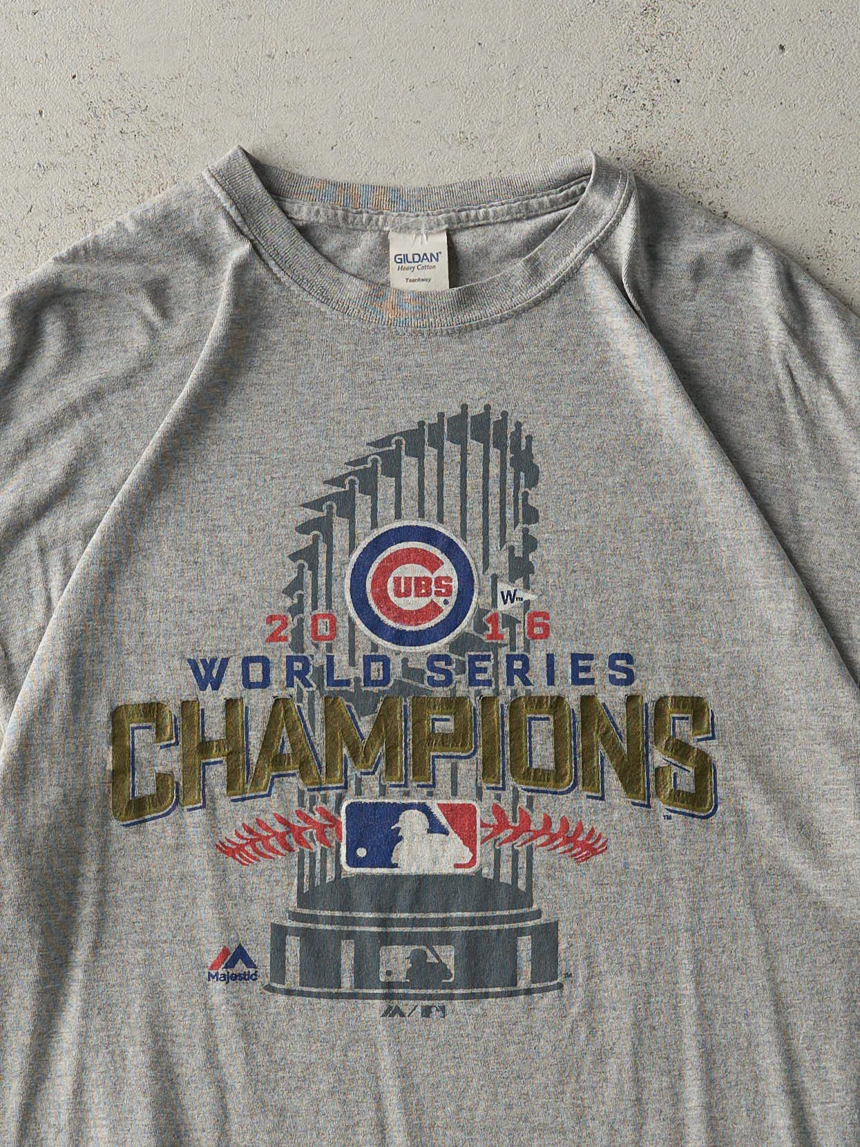 16' Grey Chicago Cubs World Series Champions (L) sold by Rebalance Vintage product image thumbnail 2