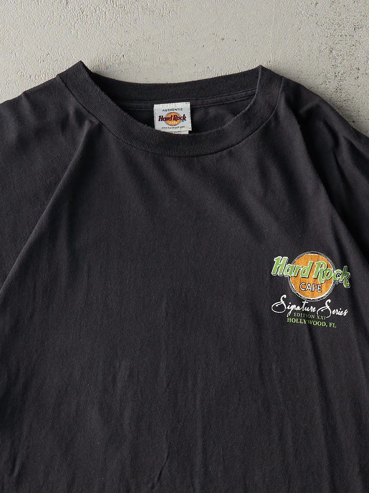 Vintage Y2K Black Bruce Springsteen Hard Rock Cafe Hollywood Tee (L) sold by Rebalance Vintage product image thumbnail 3