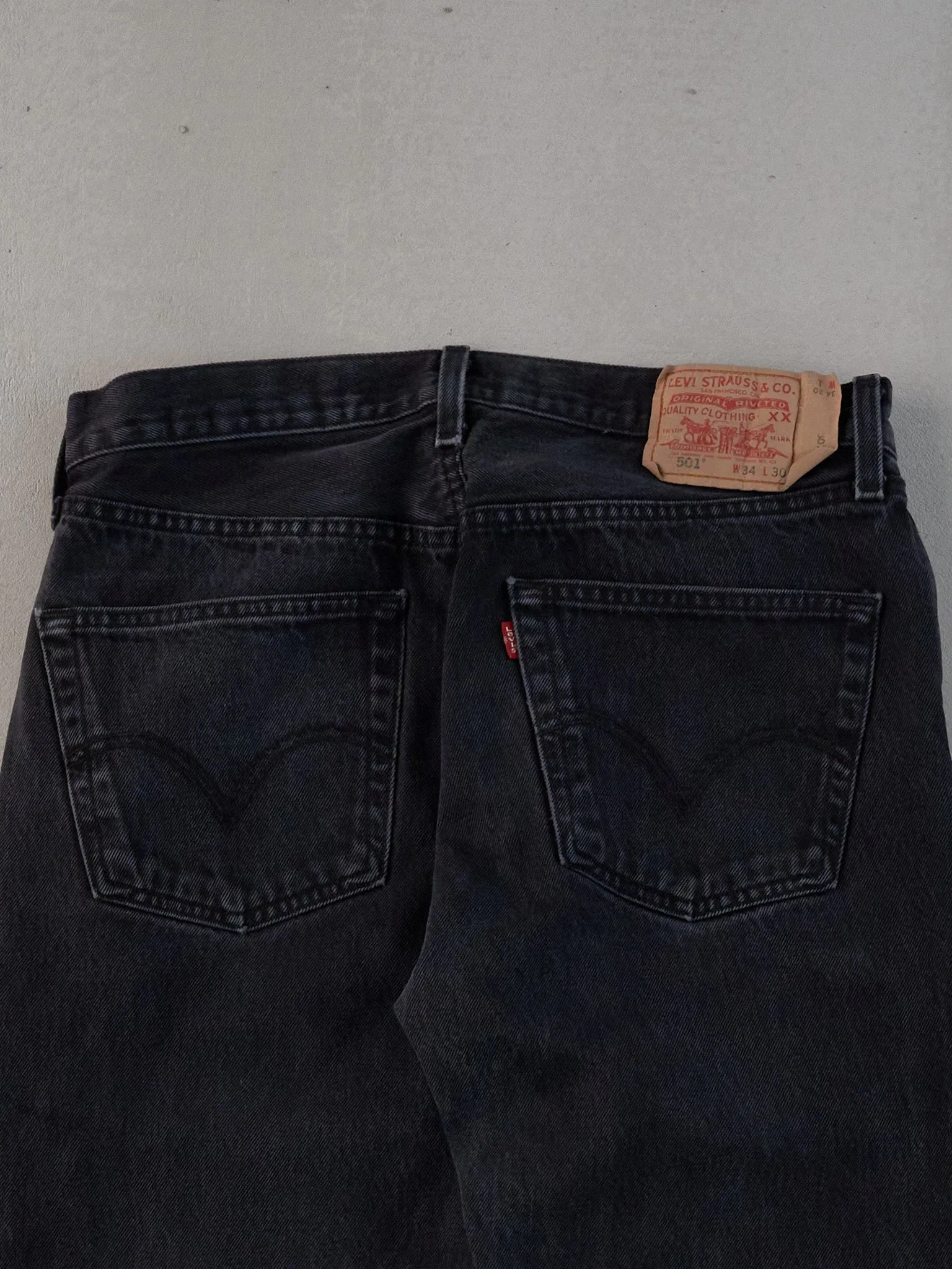 Vintage 90s Black Levi's 501 Denim Jeans (31x30) sold by Rebalance Vintage product image thumbnail 4