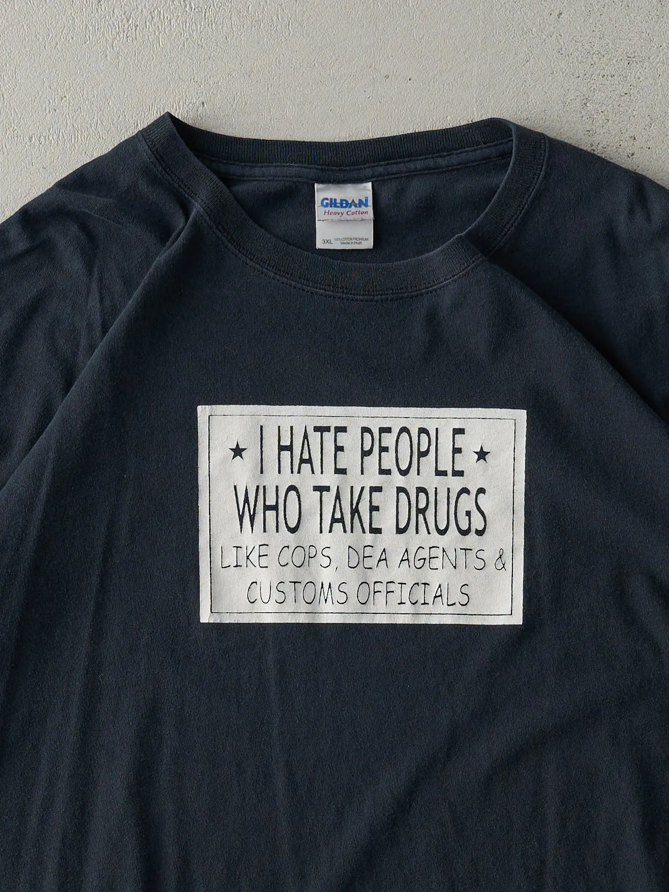 Vintage Y2K Black "I Hate People Who Take Drugs" Tee (XXL) sold by Rebalance Vintage product image thumbnail 2