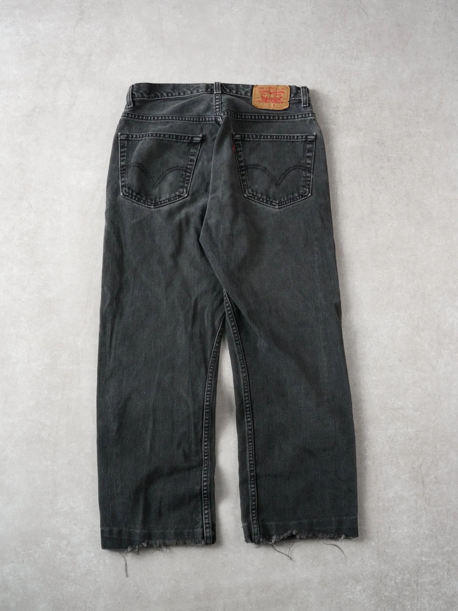 Vintage 90s Black Levi 505 Regular Fit Jeans (32 x 28) sold by Rebalance Vintage product image thumbnail 2