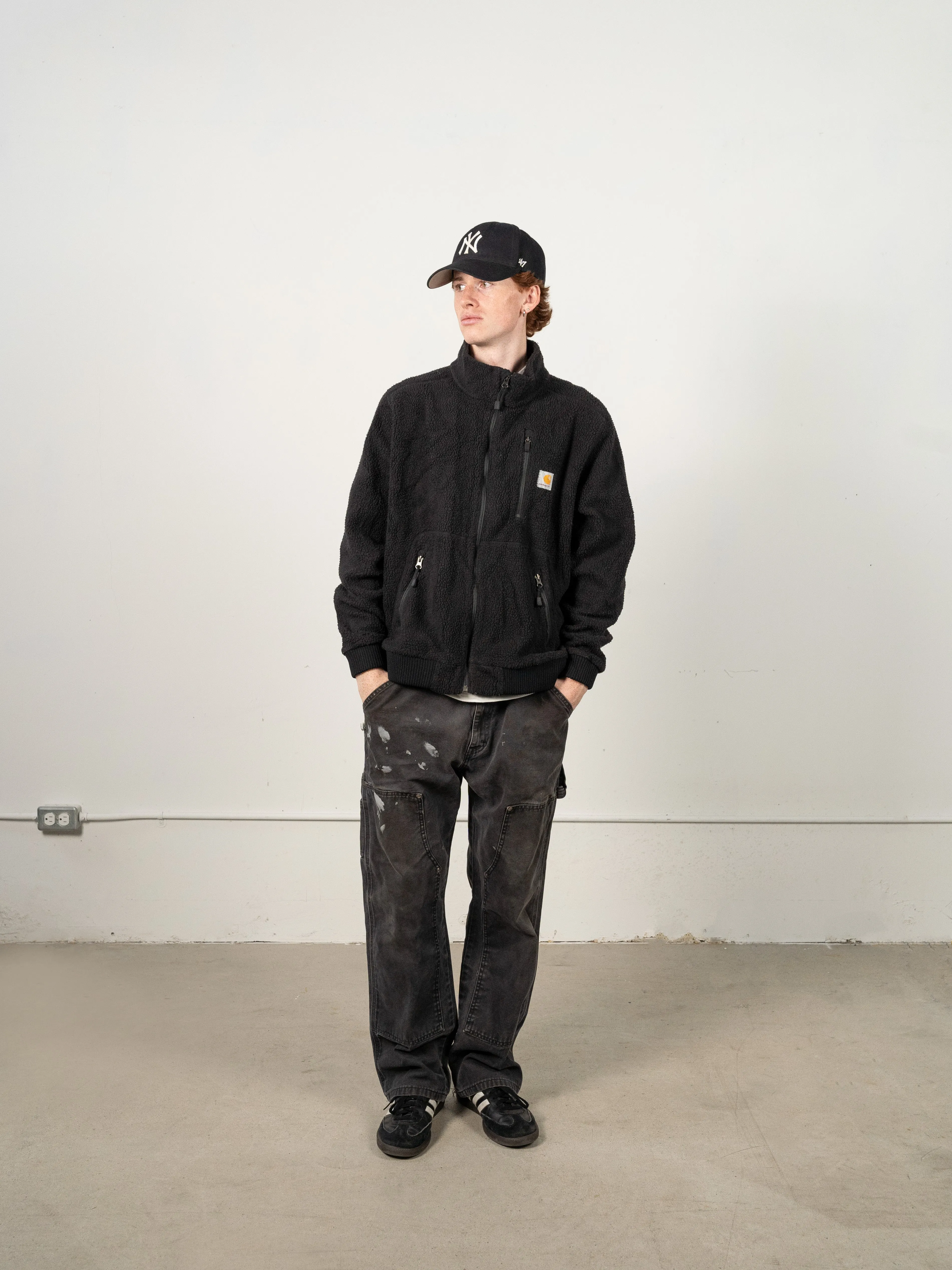 Vintage Y2K Black Carhartt Sherpa Zip Up Boxy Fleece (L) sold by Rebalance Vintage product image thumbnail 2