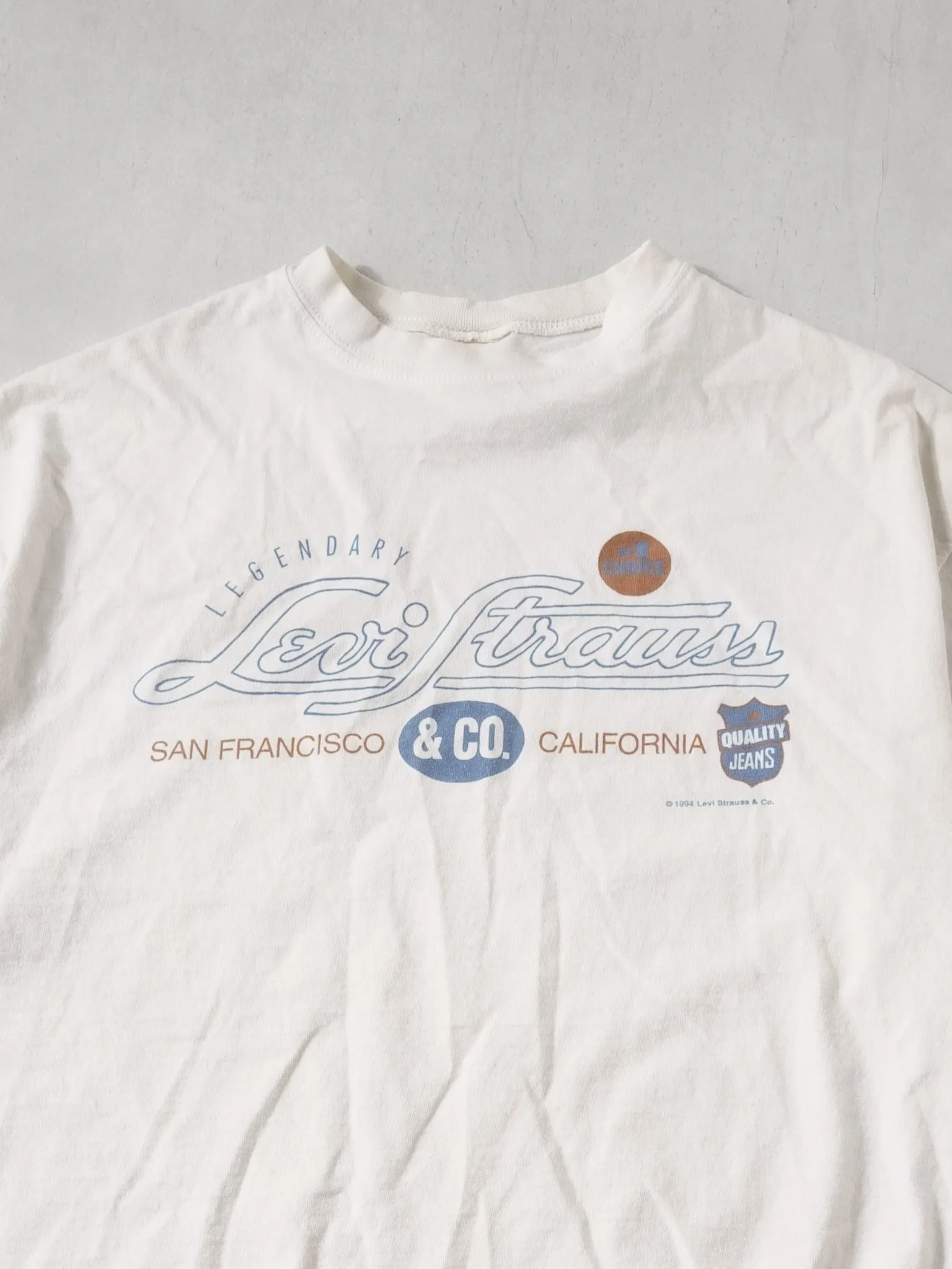 Vintage 90s White Levi's Straws San Francisco California Graphic Tee (L) sold by Rebalance Vintage product image thumbnail 2