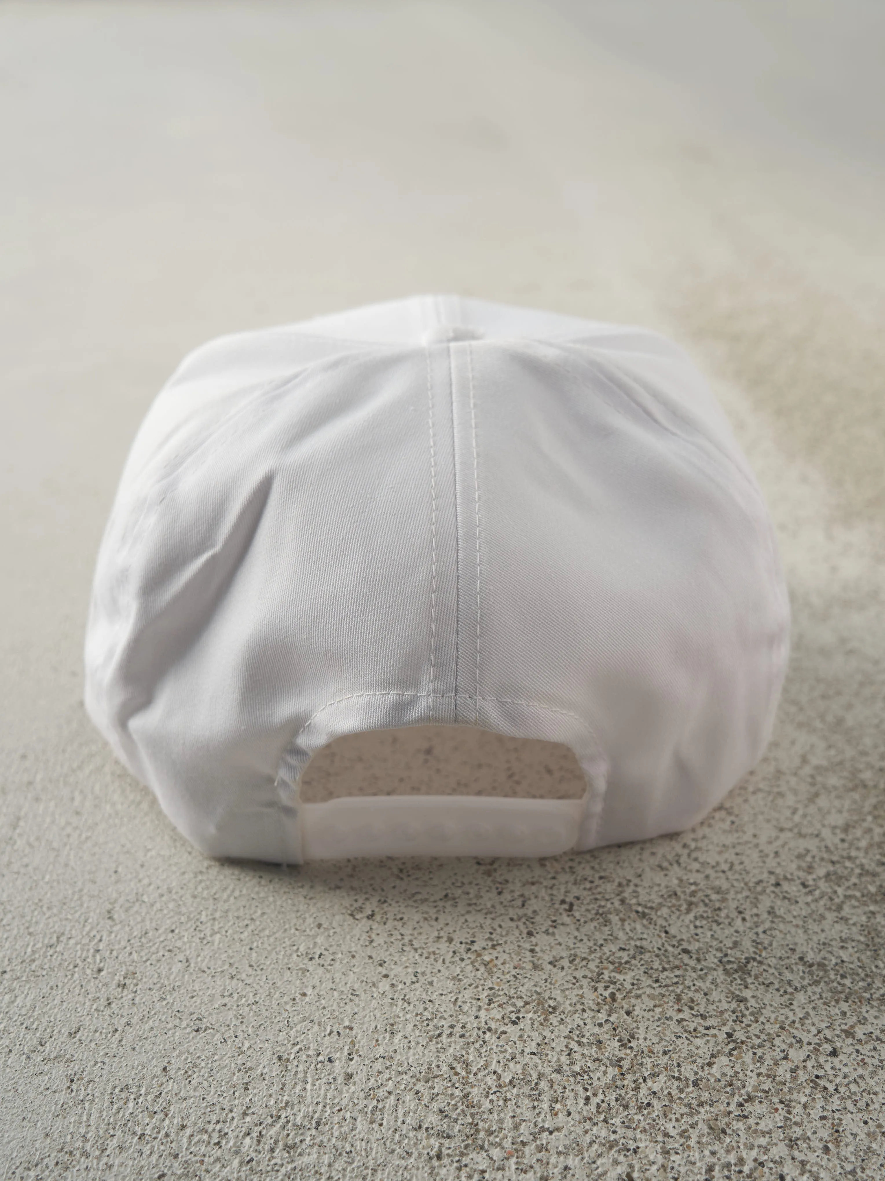 Vintage 90s White Bob's RV Round Up Indio, Calif Embroidered Snapback sold by Rebalance Vintage product image thumbnail 3