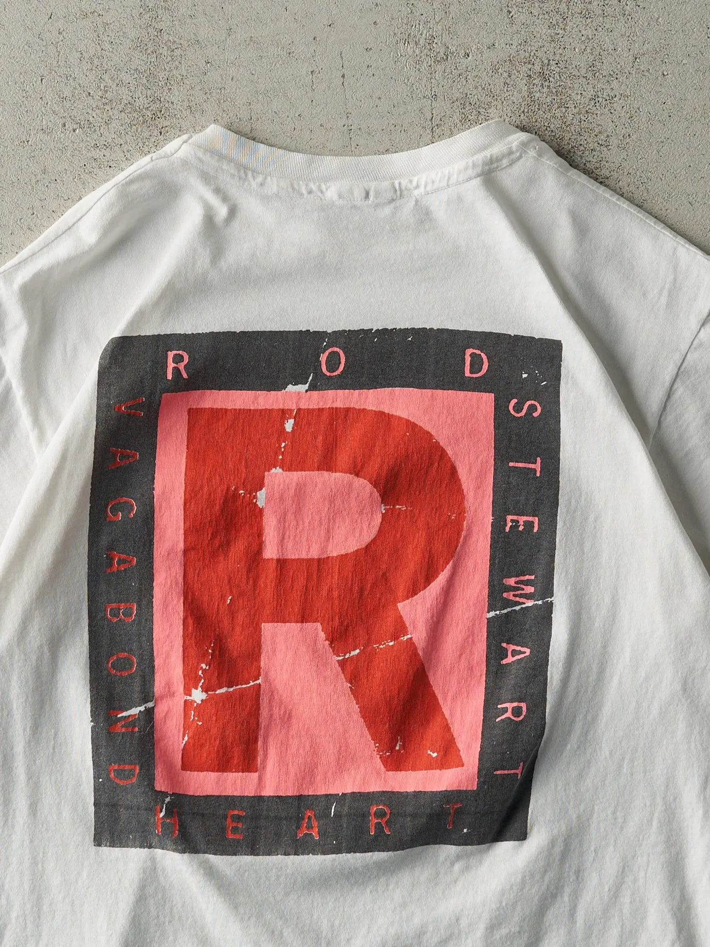 Vintage 91' White Rod Stewart Vagabond Heart Single Stitch Tee (S/M) sold by Rebalance Vintage product image thumbnail 4