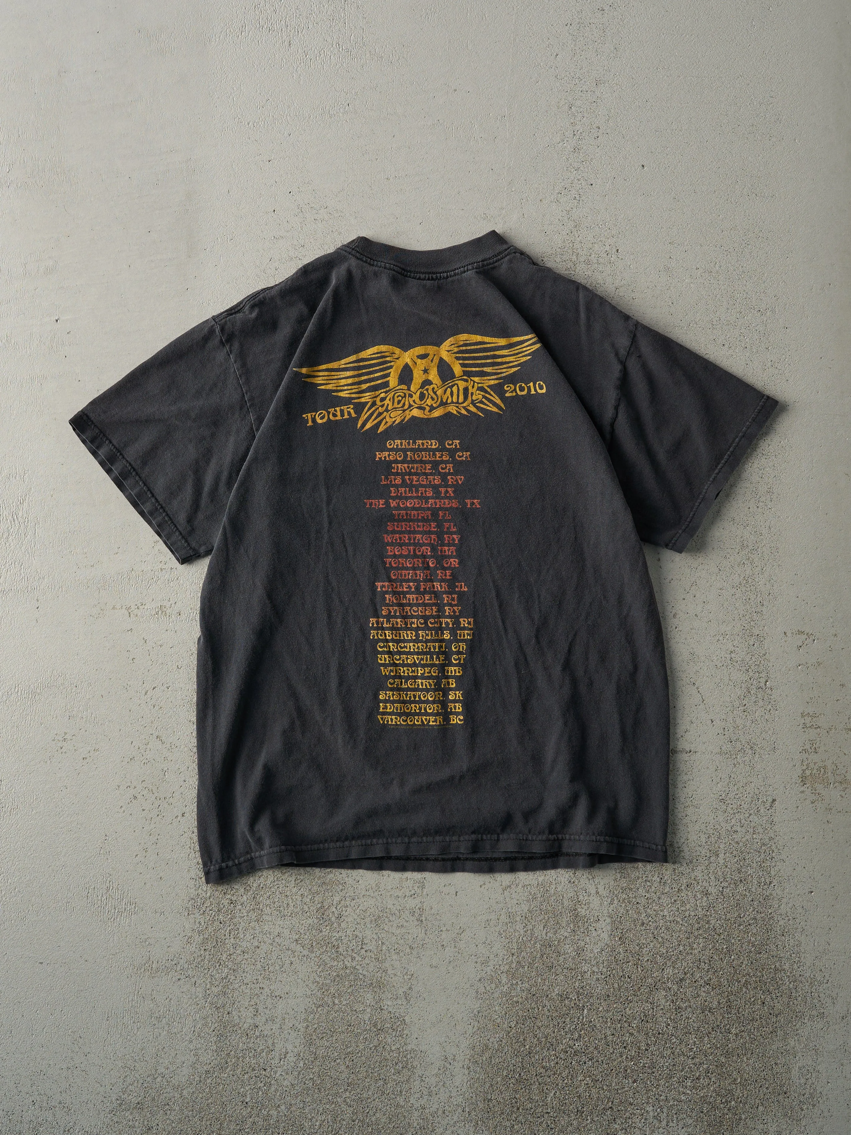 Vintage 10' Black Aerosmith Tour Tee (S) sold by Rebalance Vintage product image thumbnail 2