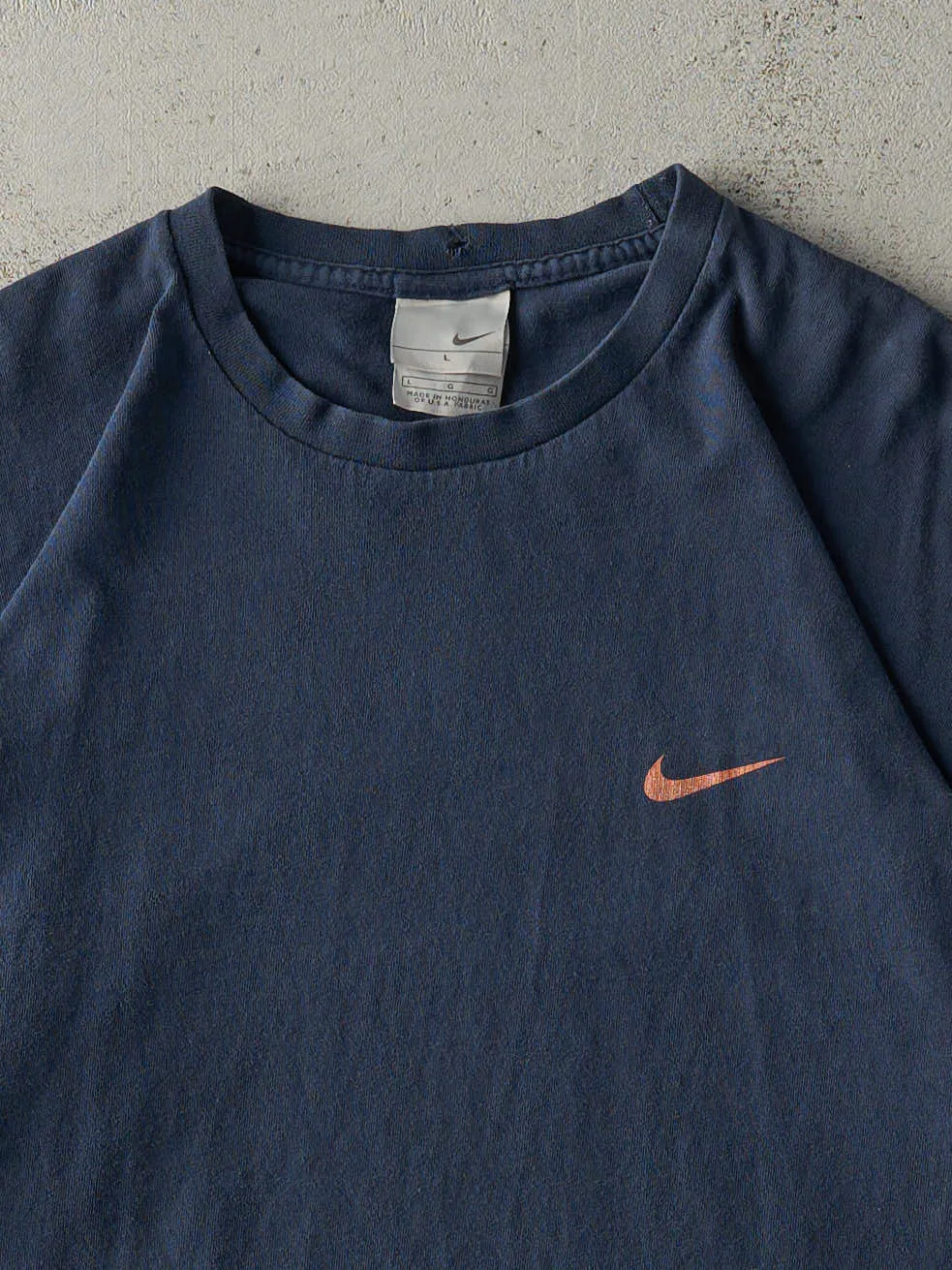 Vintage Y2K Navy & Orange Nike Swoosh Tee (L) sold by Rebalance Vintage product image thumbnail 3