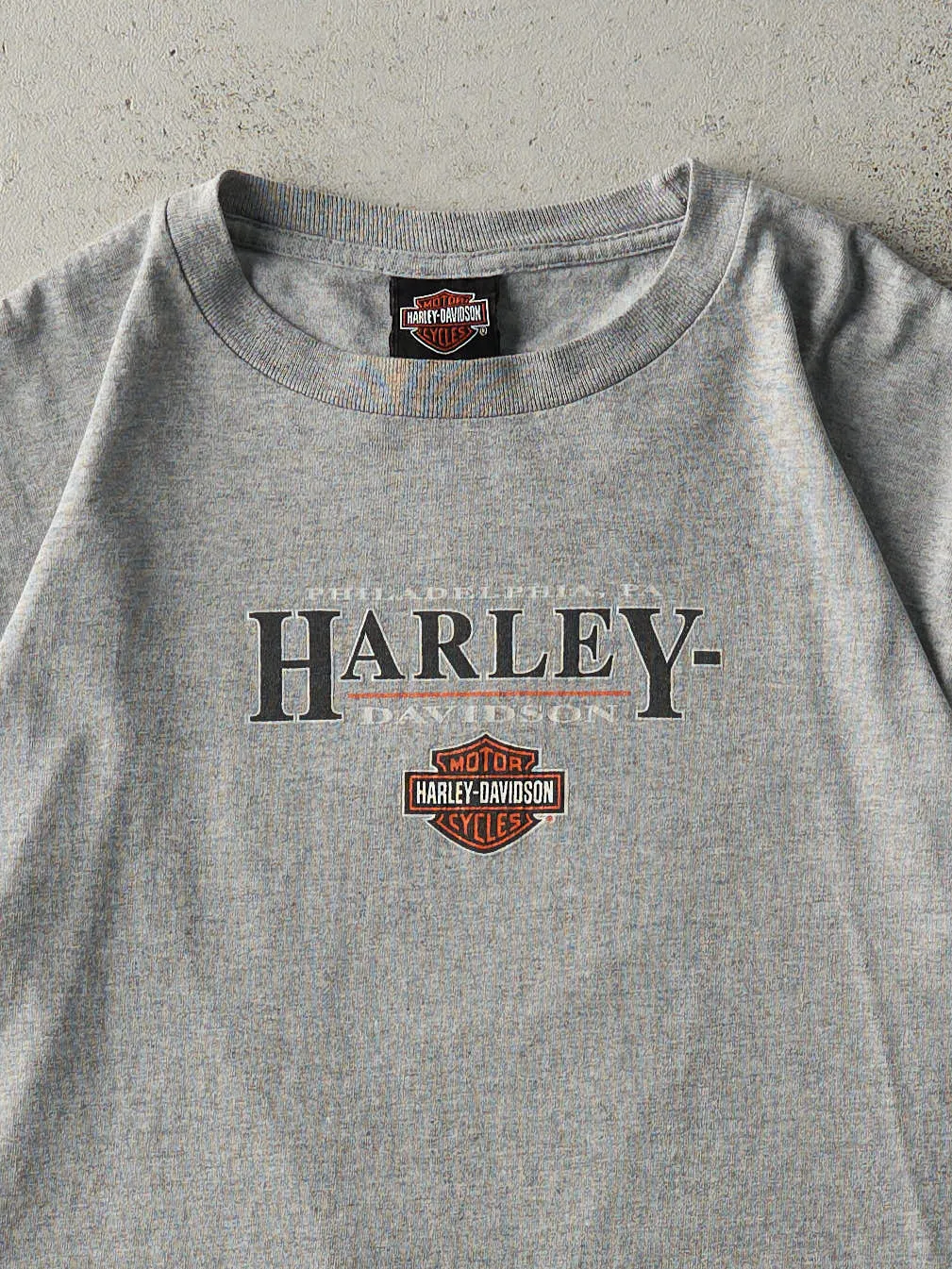 Vintage 07' Grey Philadelphia PA Harley Davidson Tee (M) sold by Rebalance Vintage product image thumbnail 3