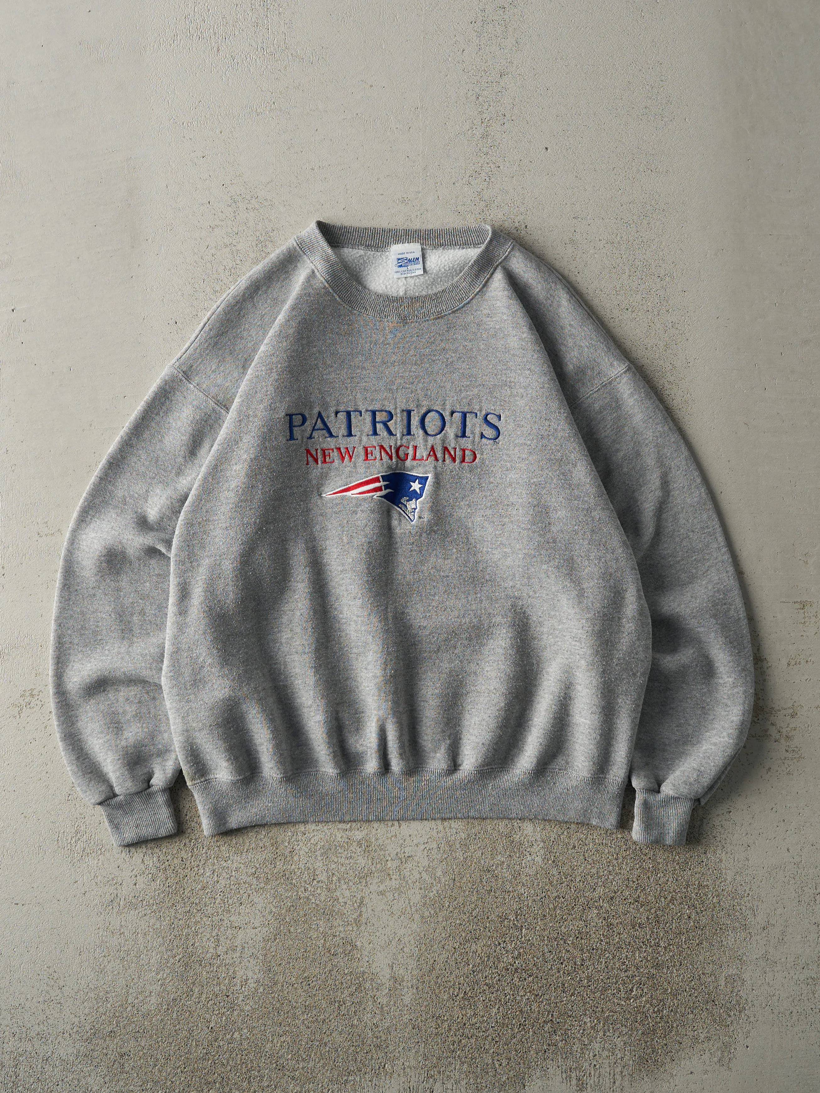 Vintage 90s Grey New England Patriots Embroidered Crewneck (L) sold by Rebalance Vintage