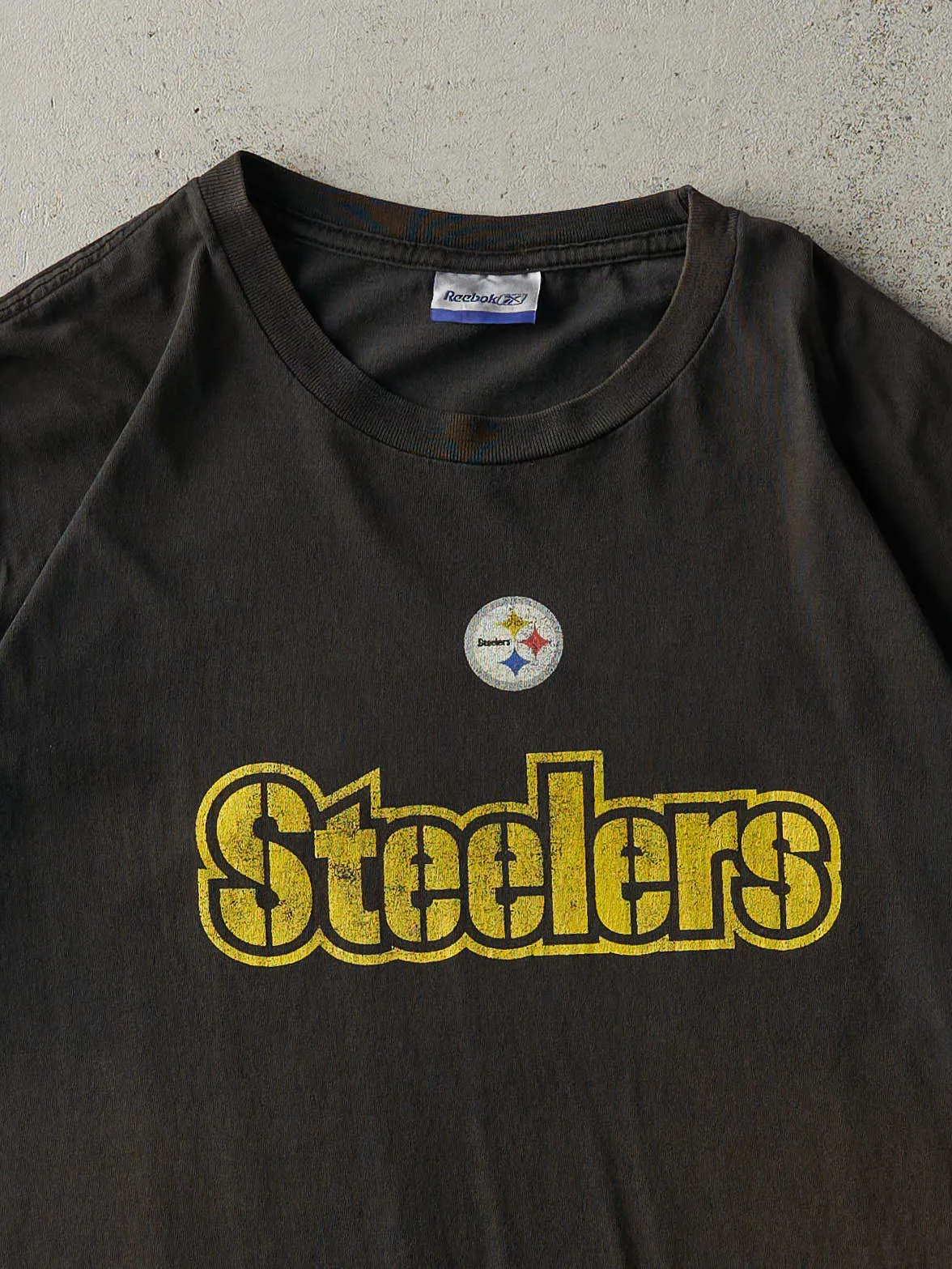 Vintage Y2K Black Pittsburgh Steelers Tee (XL) sold by Rebalance Vintage product image thumbnail 2