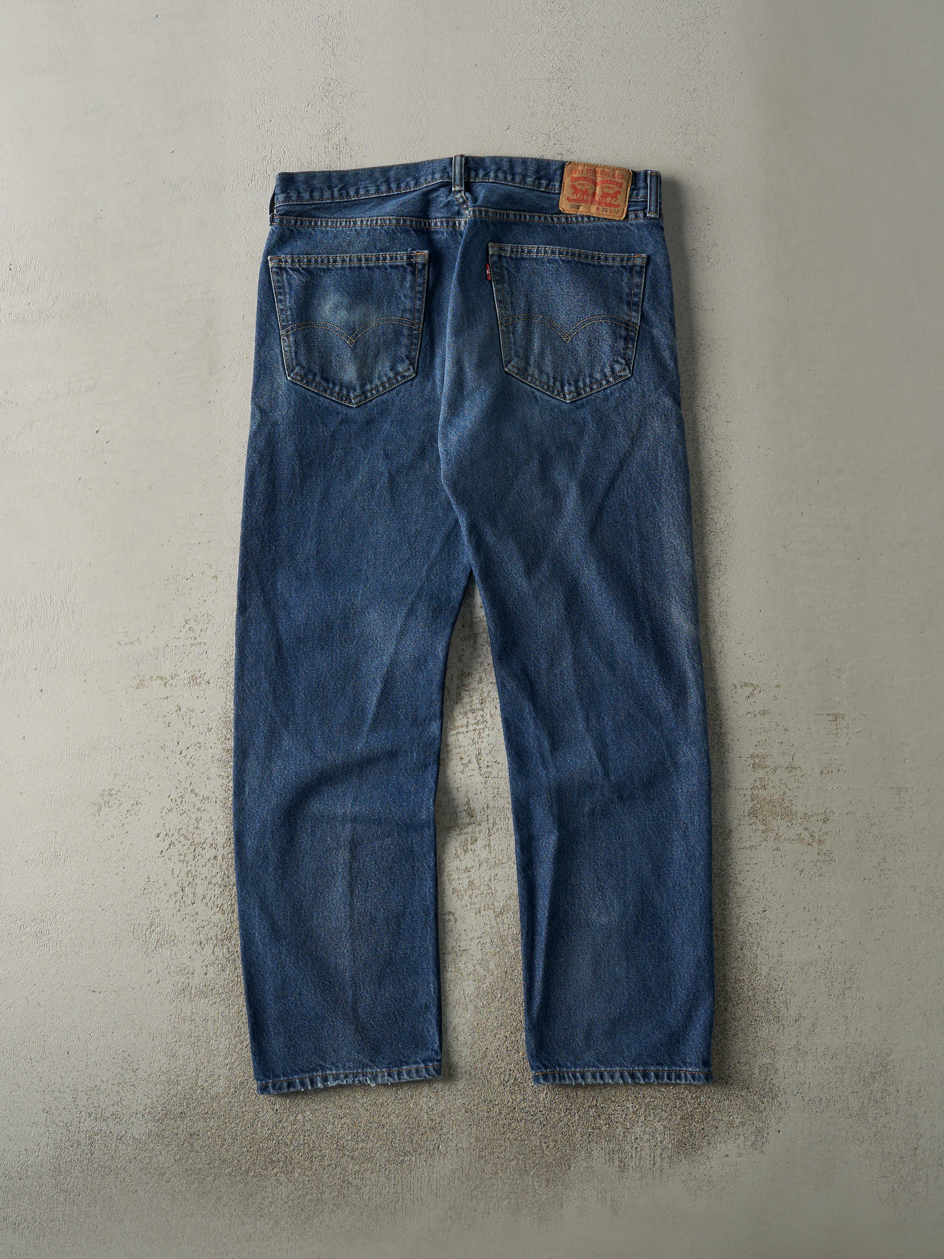 Vintage Y2K Dark Wash Levi's 505 Jeans (36x30.5) sold by Rebalance Vintage product image thumbnail 3