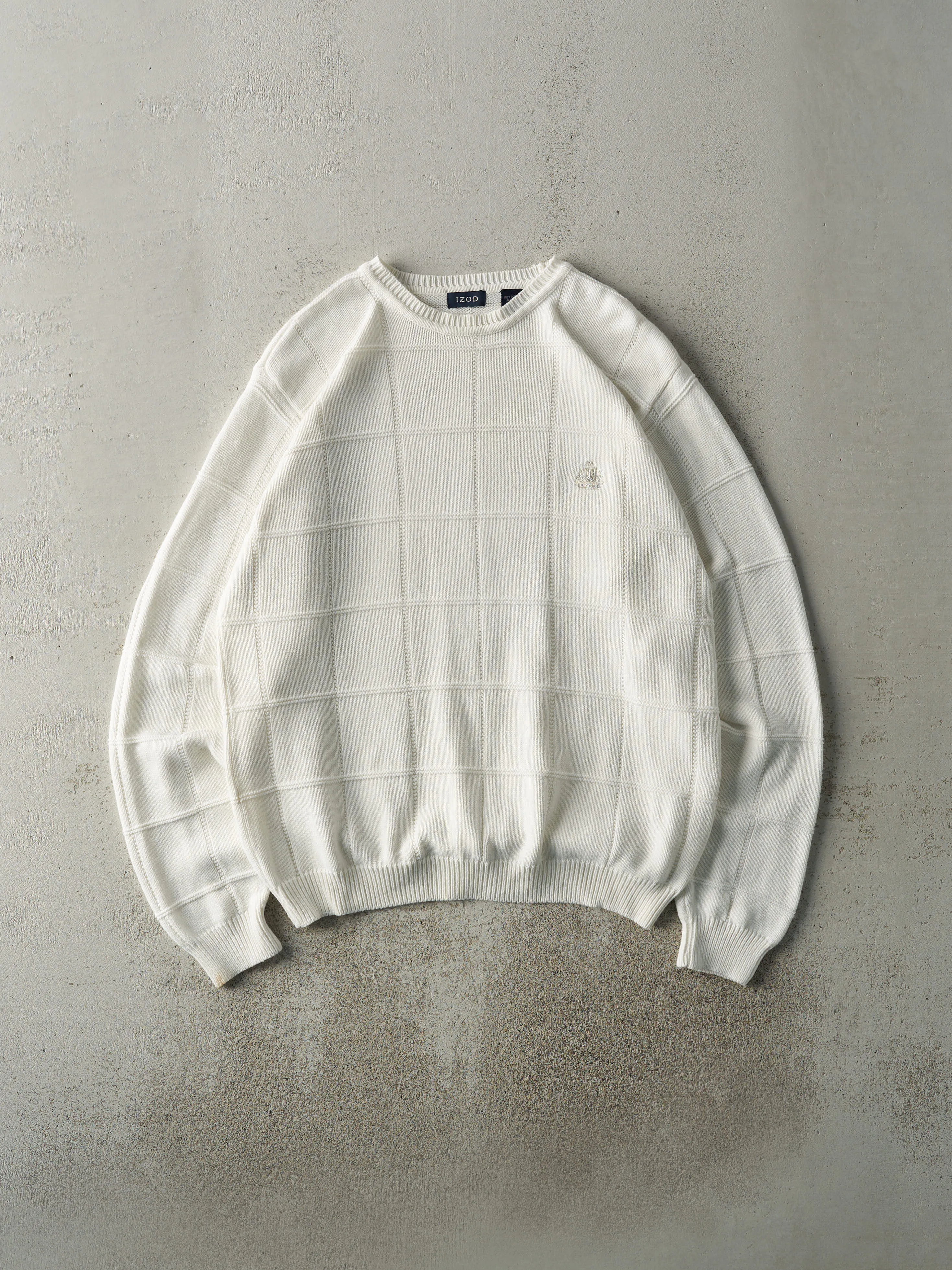 Vintage Y2K White Izod Embroidered Logo Box Patterned Knit (M) sold by Rebalance Vintage