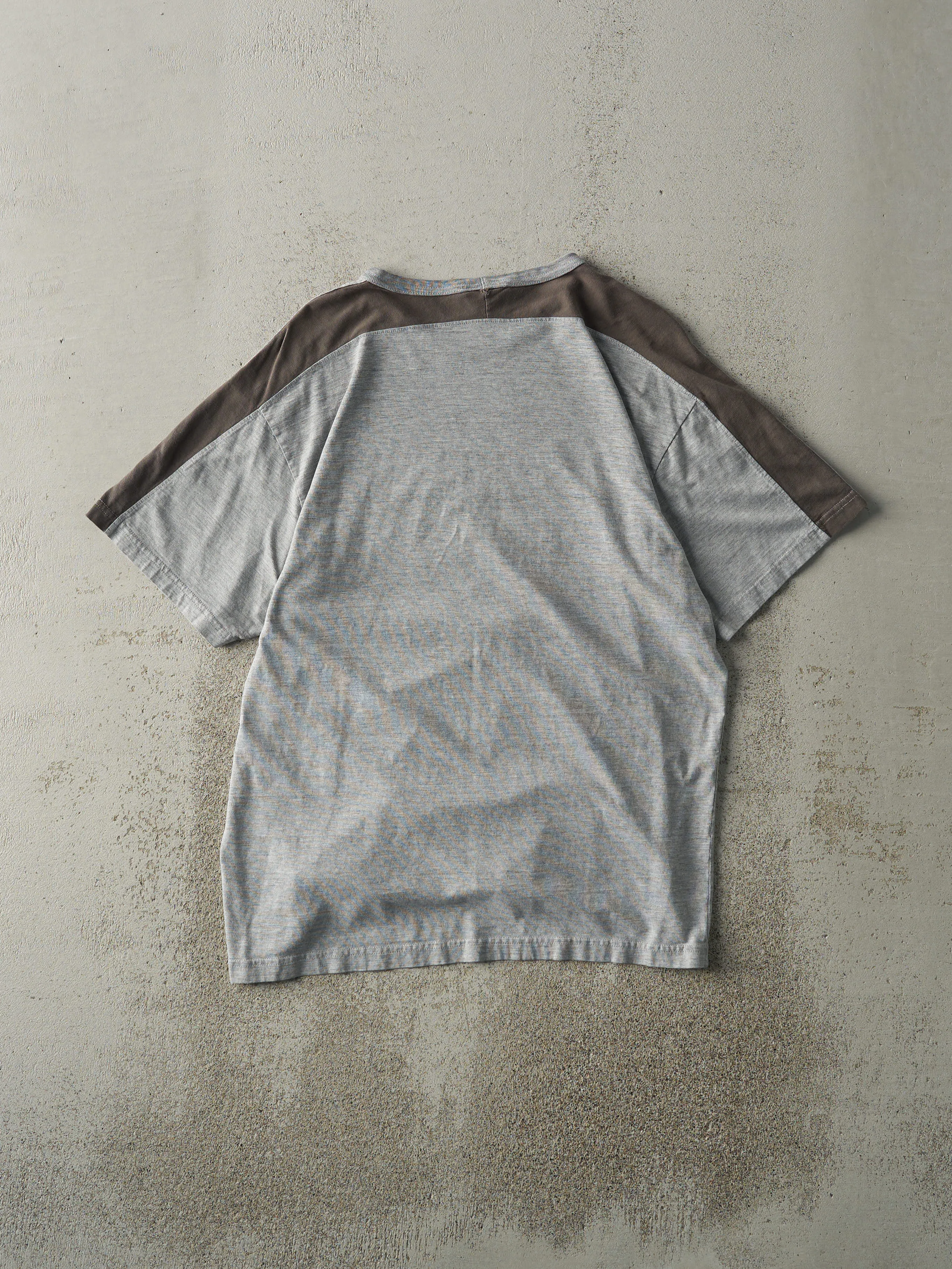 Vintage Y2K Grey Nike Air Logo Tee (M) sold by Rebalance Vintage product image thumbnail 2