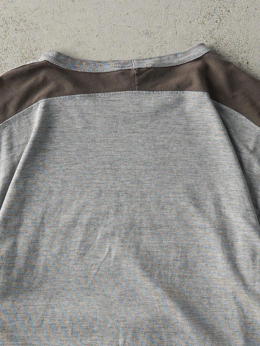 Vintage Y2K Grey Nike Air Logo Tee (M) sold by Rebalance Vintage product image thumbnail 4