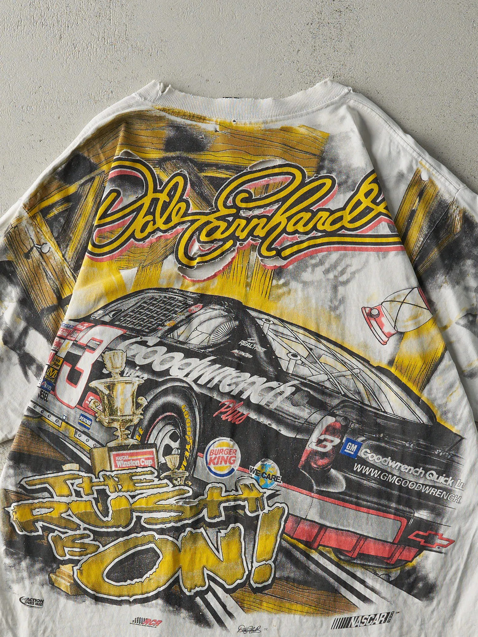 Vintage 00' White Dale Earnhardt Nascar Racing Tee (L) sold by Rebalance Vintage product image thumbnail 4