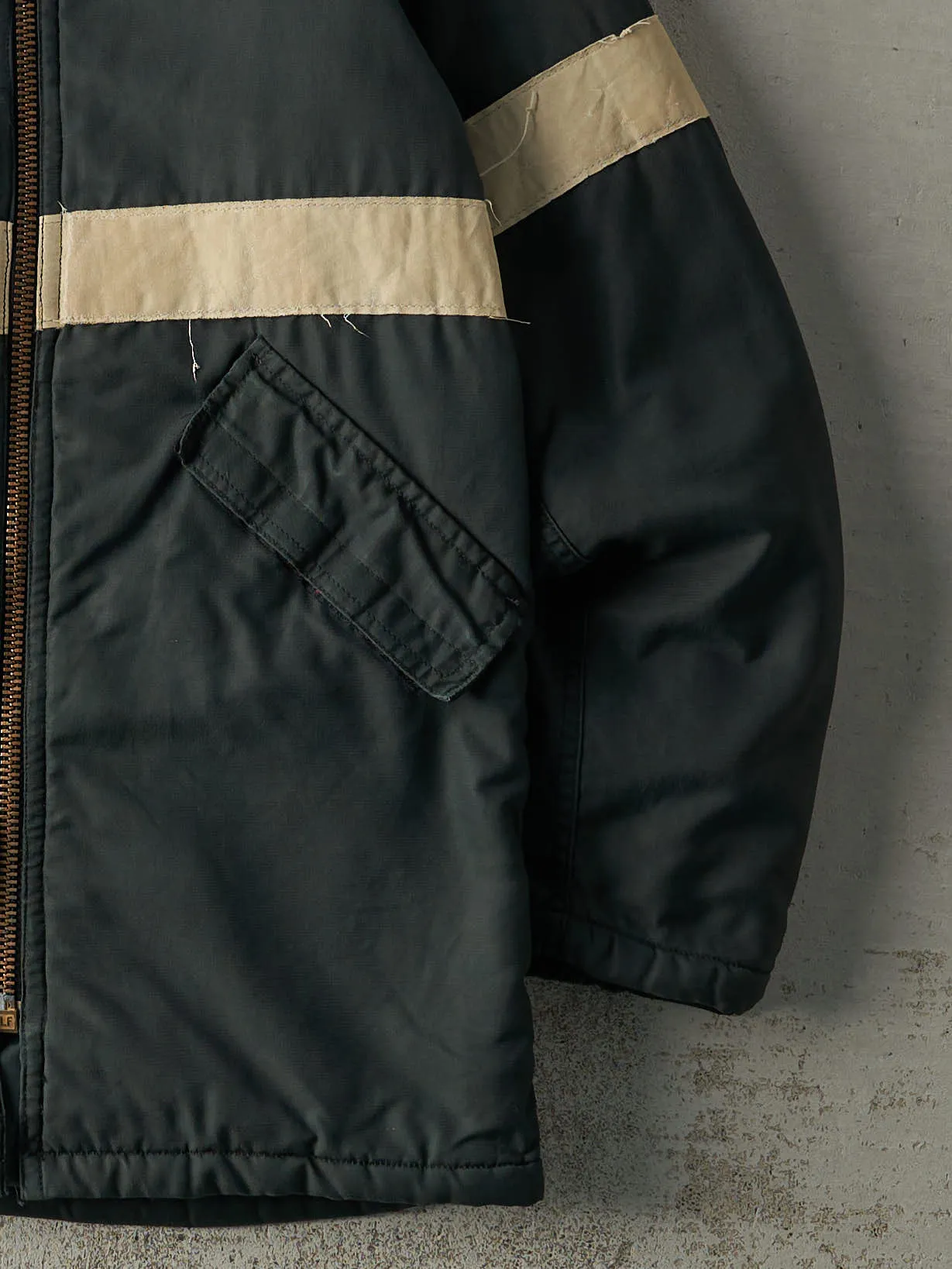 Vintage 70s Green Reflective Lined Workwear Jacket (XS/S) sold by Rebalance Vintage product image thumbnail 3