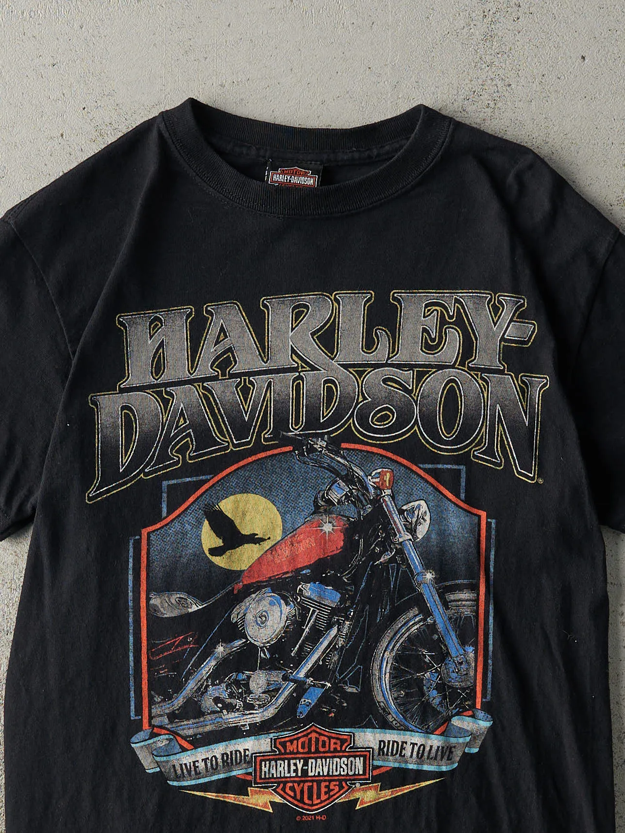 21' Black Davenport Iowa Harley Davidson Tee (XS/S) sold by Rebalance Vintage product image thumbnail 3