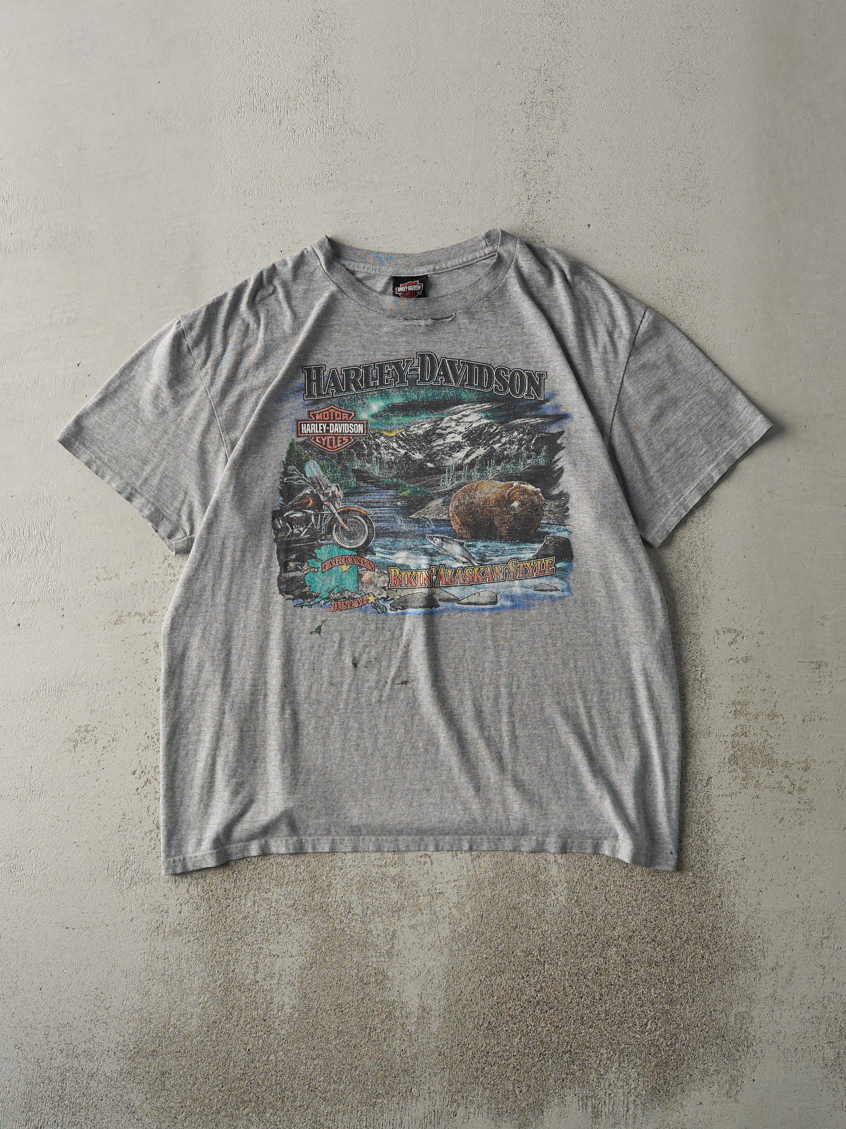 Vintage Y2K Grey Juneau Alaska Harley Davidson Tee (L) sold by Rebalance Vintage