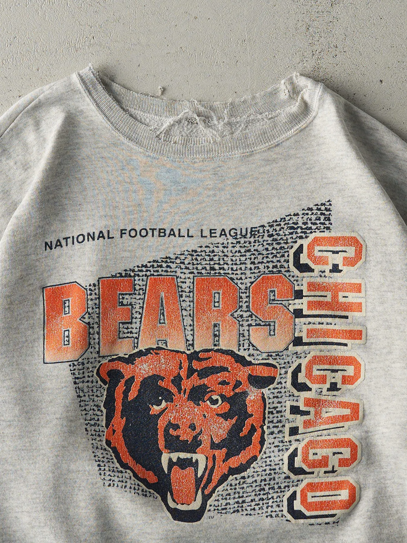Vintage 90s Heather Grey Chicago Bears Crewneck (L) sold by Rebalance Vintage product image thumbnail 2