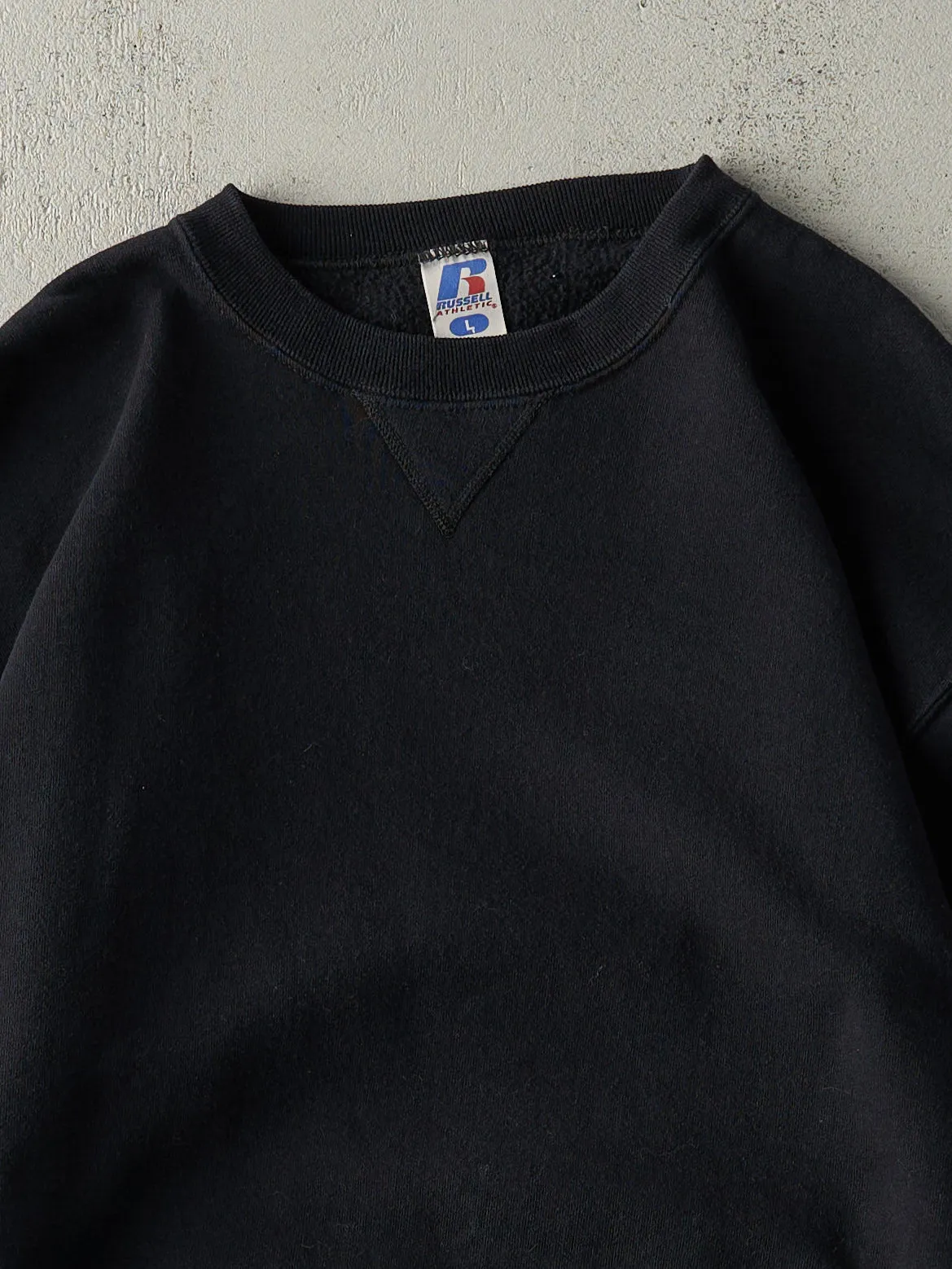 Vintage Y2K Black Russell Athletics Blank Crewneck (M/L) sold by Rebalance Vintage product image thumbnail 2