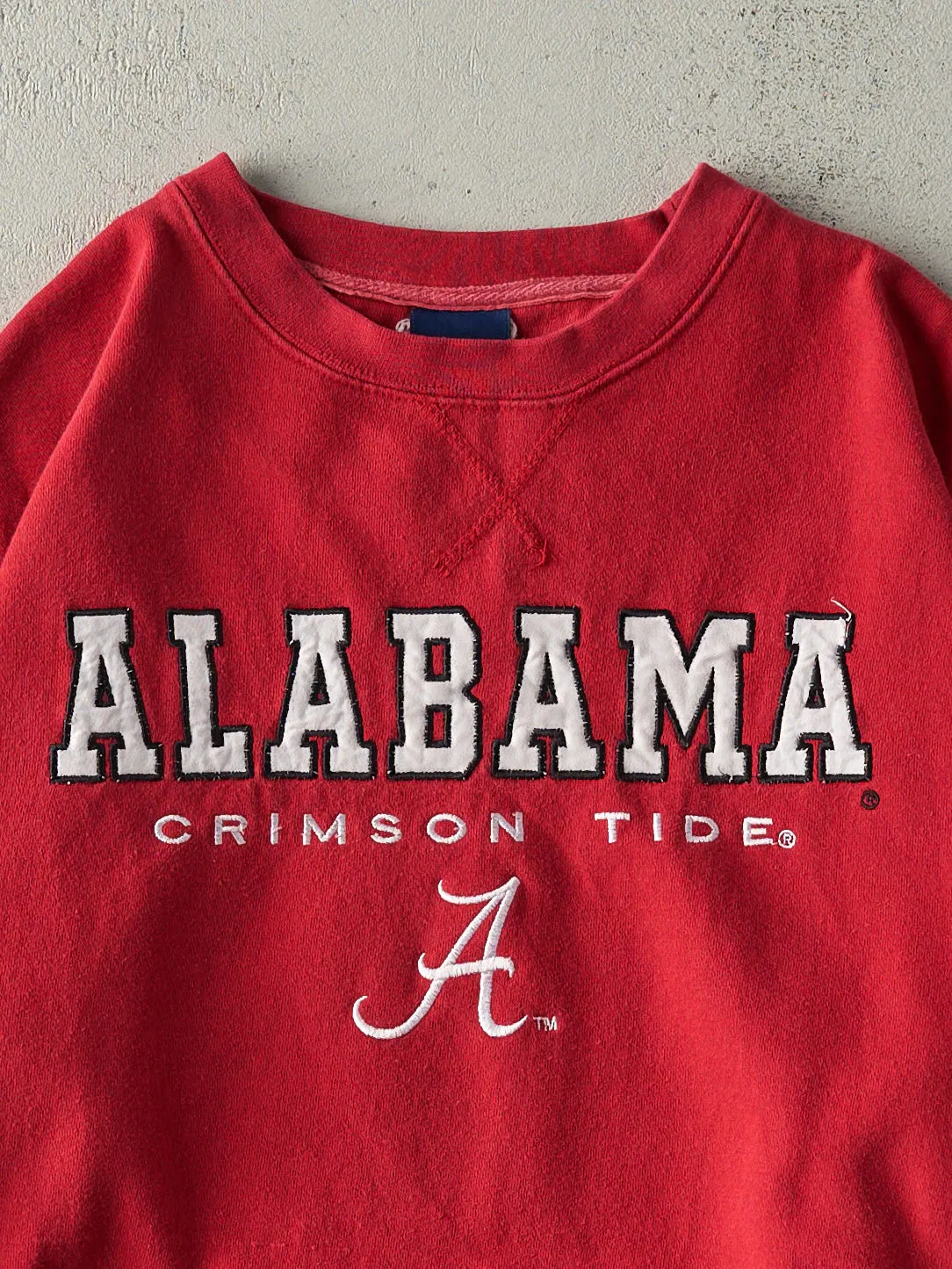 Vintage Y2K Red Alabama Crimson Tide Embroidered Crewneck (M) sold by Rebalance Vintage product image thumbnail 2