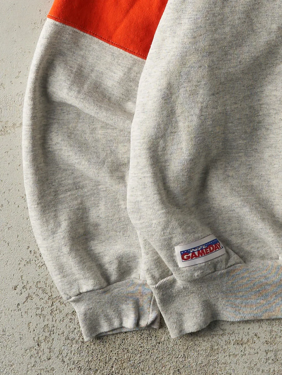 Vintage 90s Grey, Brown & Orange Cleveland Browns Embroidered Crewneck (M) sold by Rebalance Vintage product image thumbnail 3