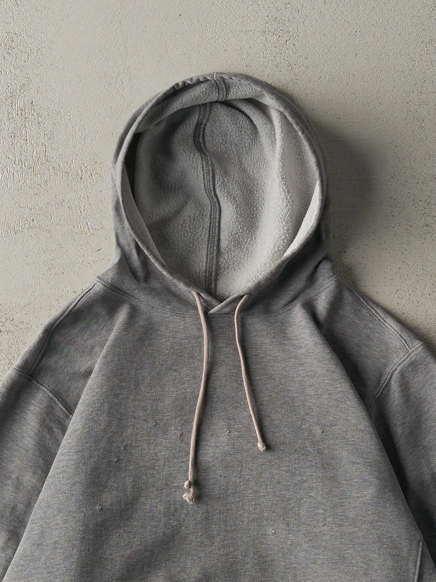 Vintage Y2K Grey Mondetta Sport Embroidered Hoodie (S/M) sold by Rebalance Vintage product image thumbnail 2