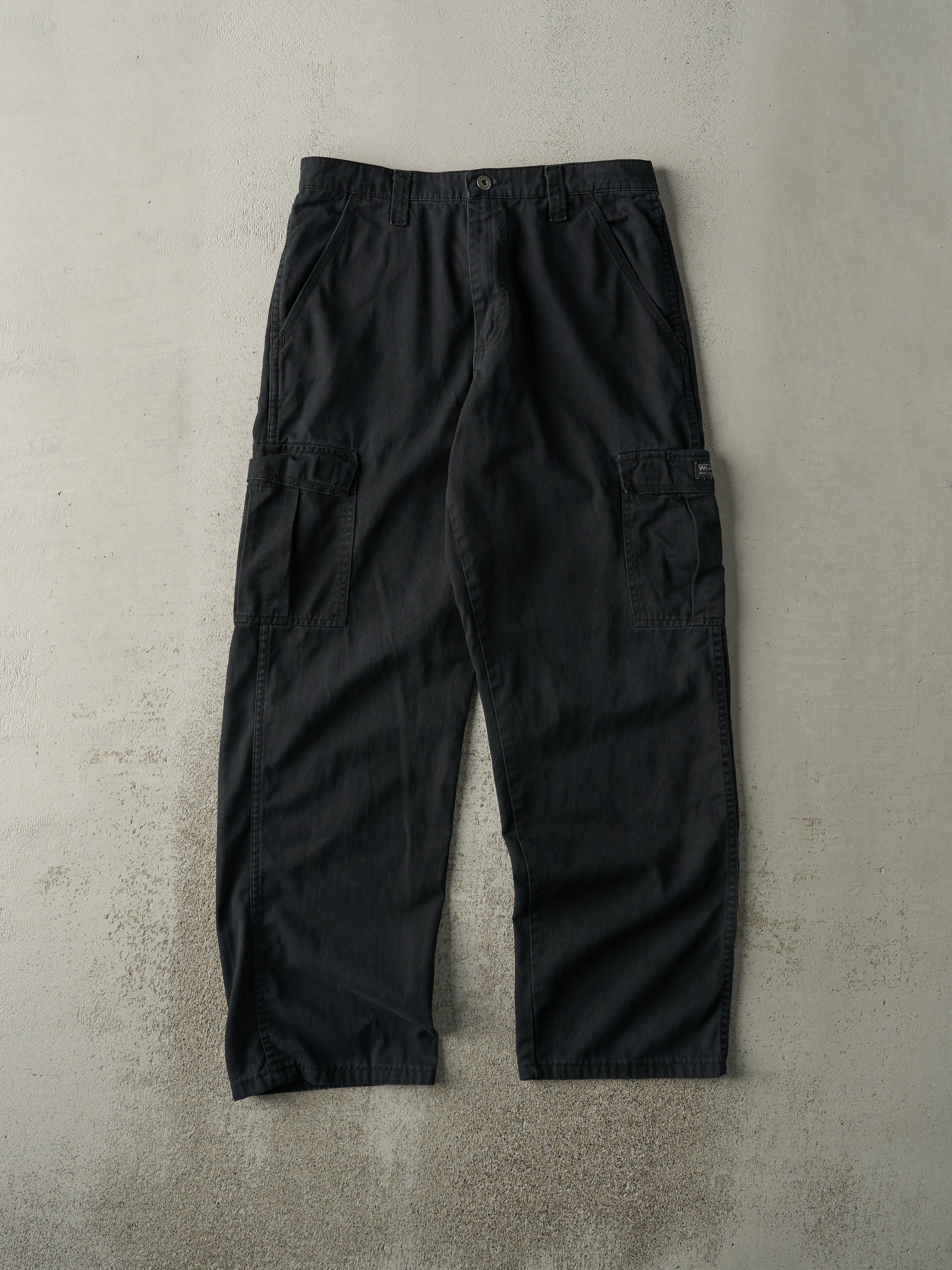 Vintage Y2K Black Wrangler Cargo Work Pants (32x32) sold by Rebalance Vintage