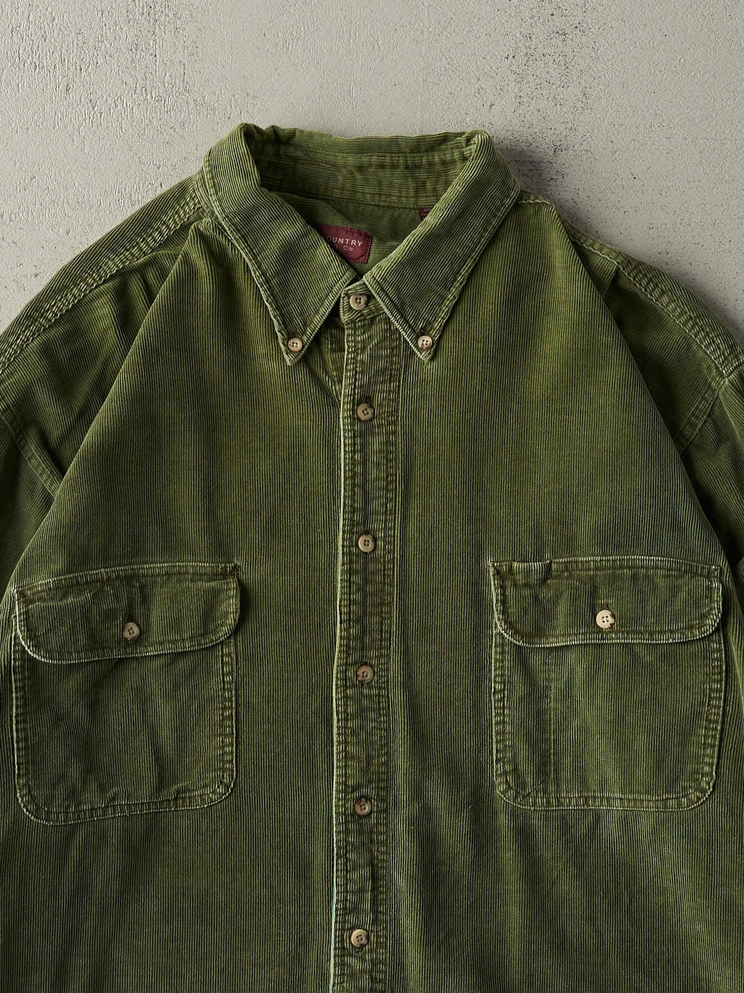 Vintage Y2K Green Corduroy Button Up (XL/XXL) sold by Rebalance Vintage product image thumbnail 2
