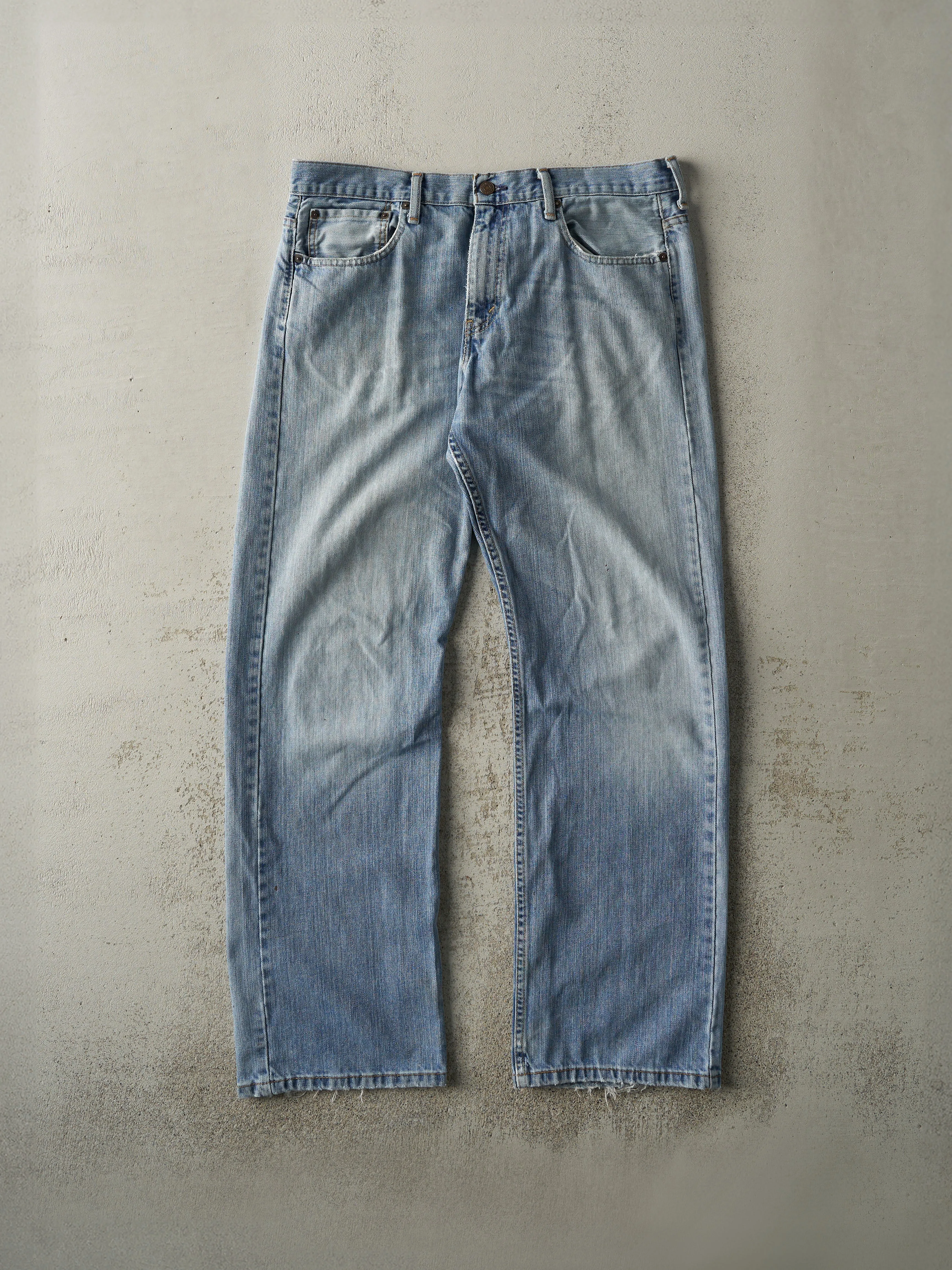 Vintage Y2K Light Wash Levi's 569 Jeans (36x32) sold by Rebalance Vintage
