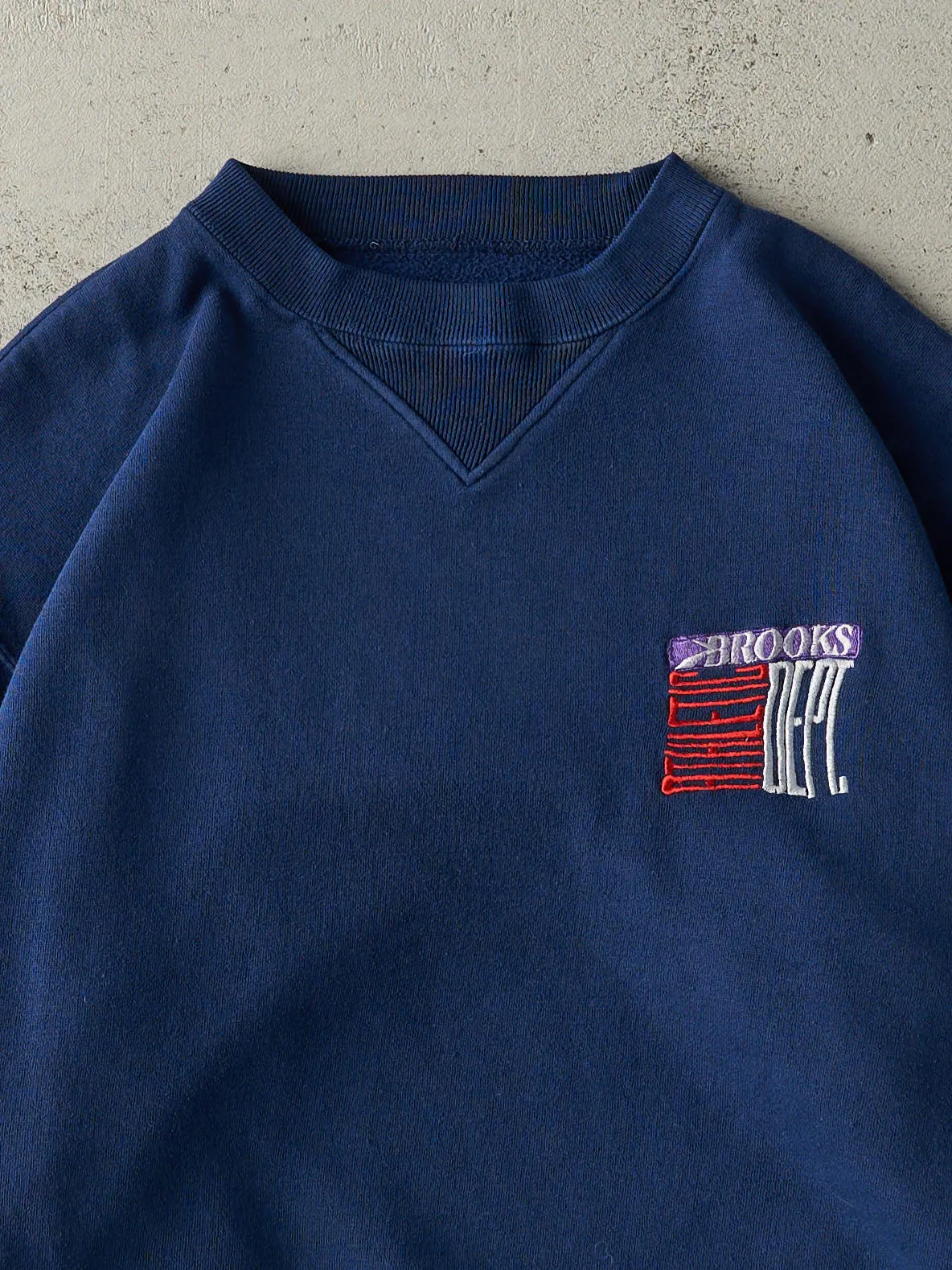 Vintage 90s Navy Blue Brooks Athletics Crewneck (M) sold by Rebalance Vintage product image thumbnail 2