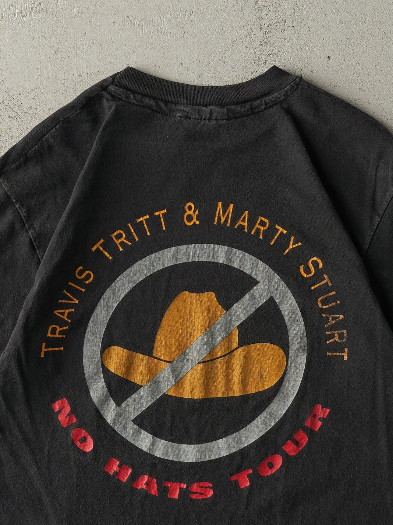 Vintage 92' Black Travis Tritt x Marty Stuart No Hats Tour Single Stitch Tee (S) sold by Rebalance Vintage product image thumbnail 4