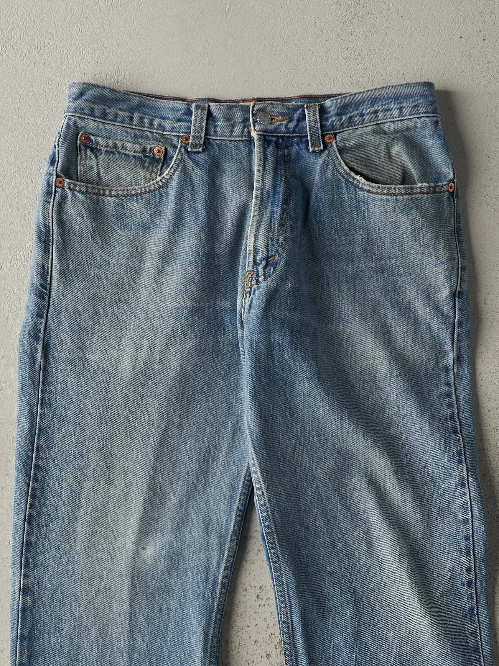 Vintage Y2K Mid Wash Levi's 505 Jeans (32x31) sold by Rebalance Vintage product image thumbnail 4