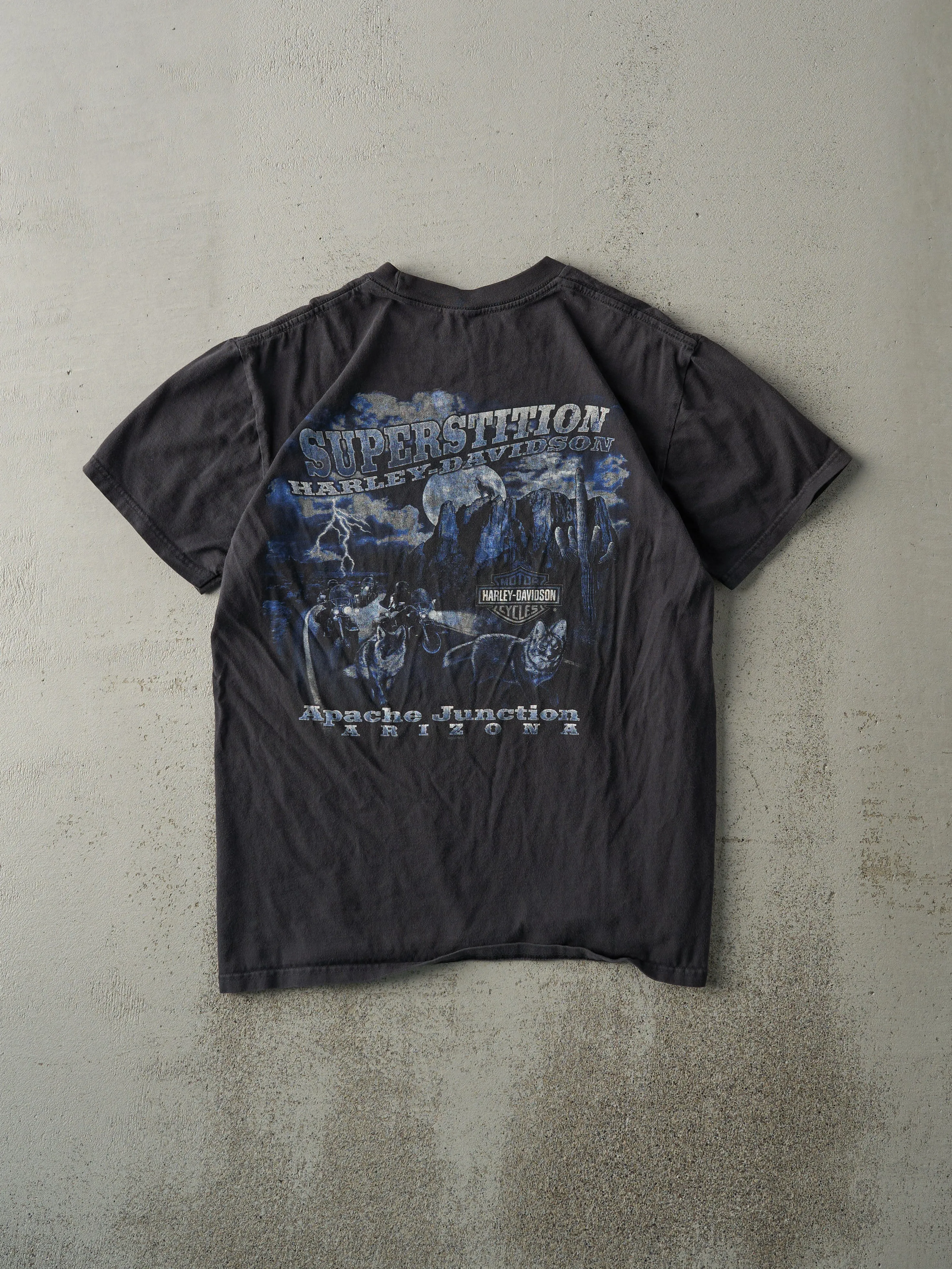 Vintage 10' Faded Black Apache Junction AZ Harley Davidson Pocket Tee (S/M) sold by Rebalance Vintage product image thumbnail 2