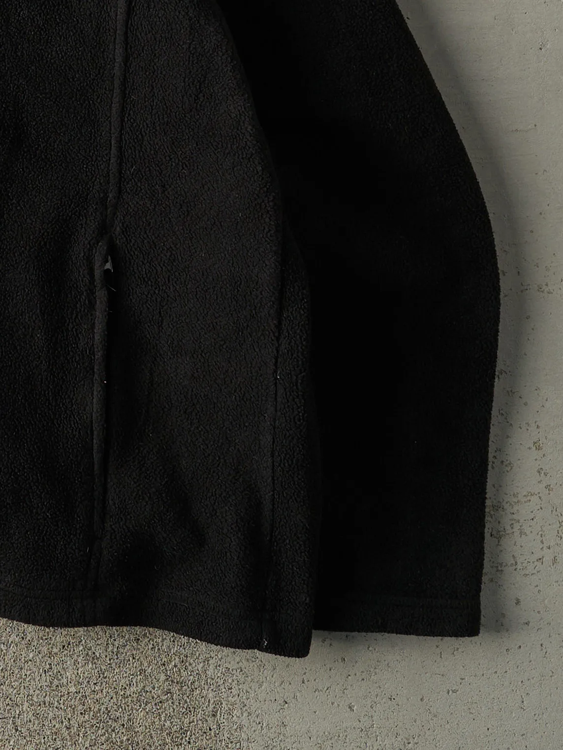 Vintage Y2K Black Zip Up Fleece Sweatshirt (XL) sold by Rebalance Vintage product image thumbnail 3