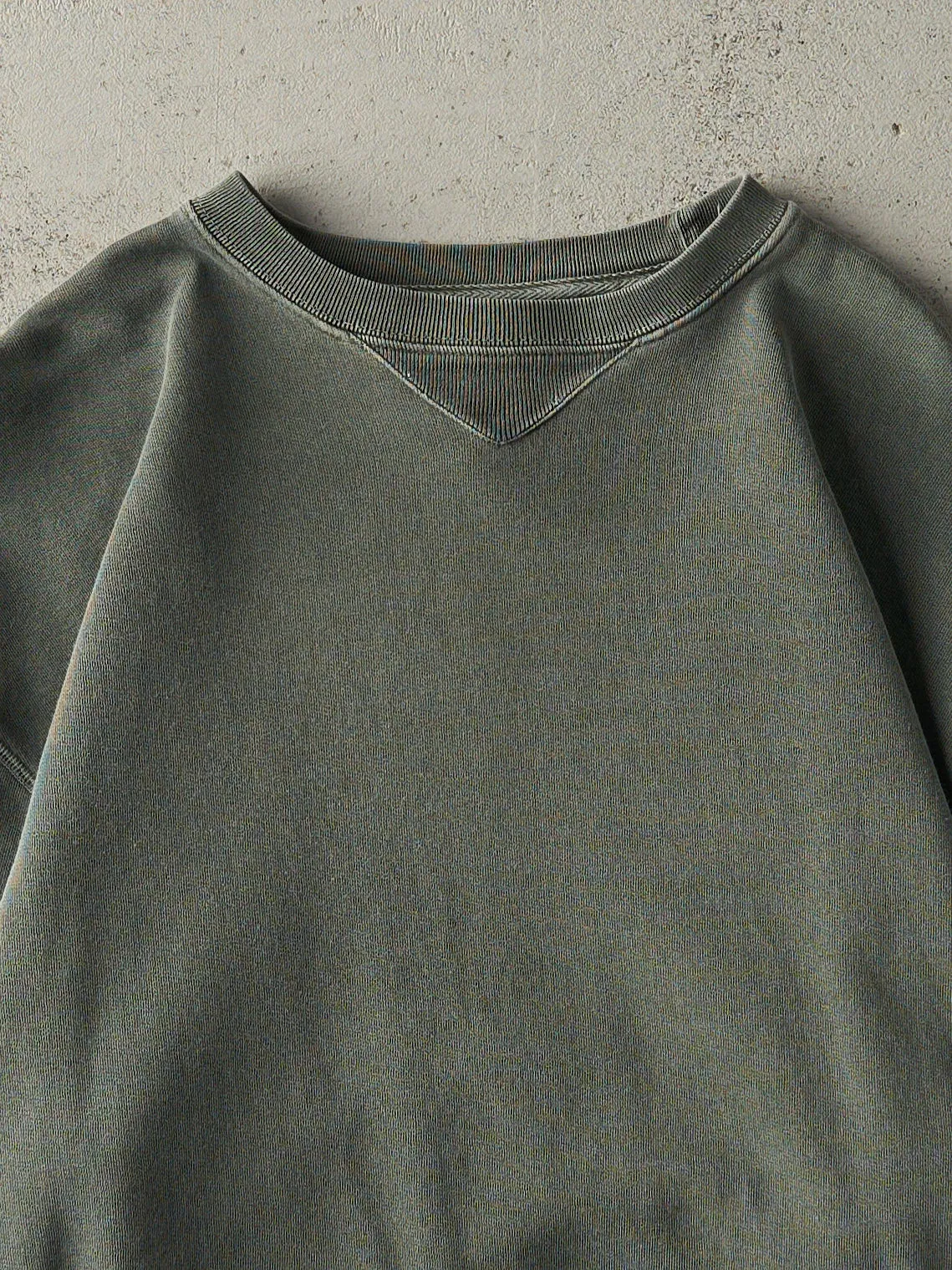 Vintage Y2K Washed Green Blank Crewneck (M/L) sold by Rebalance Vintage product image thumbnail 2