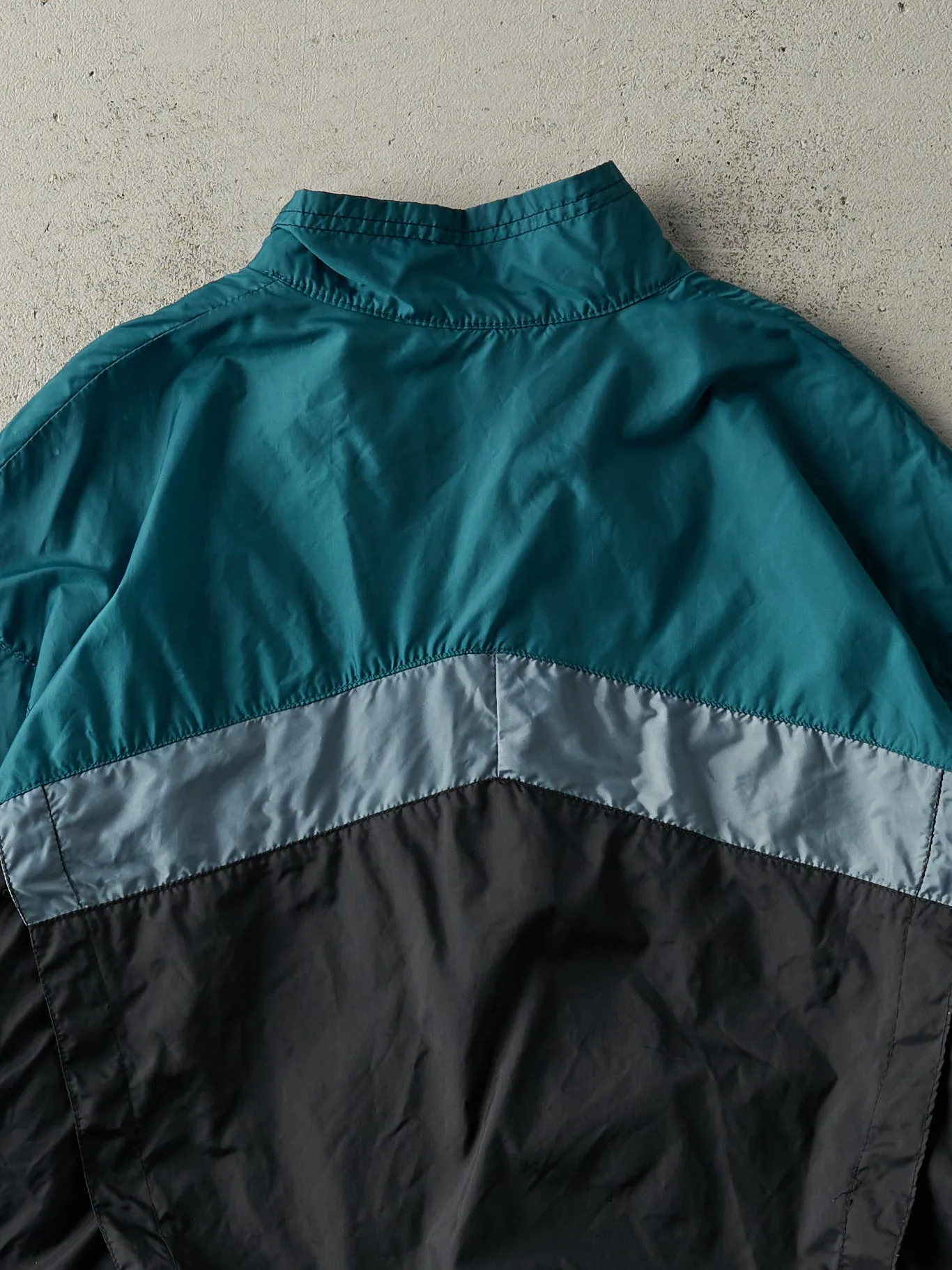 Vintage 90s Black & Green Nike Windbreaker Jacket (M) sold by Rebalance Vintage product image thumbnail 4